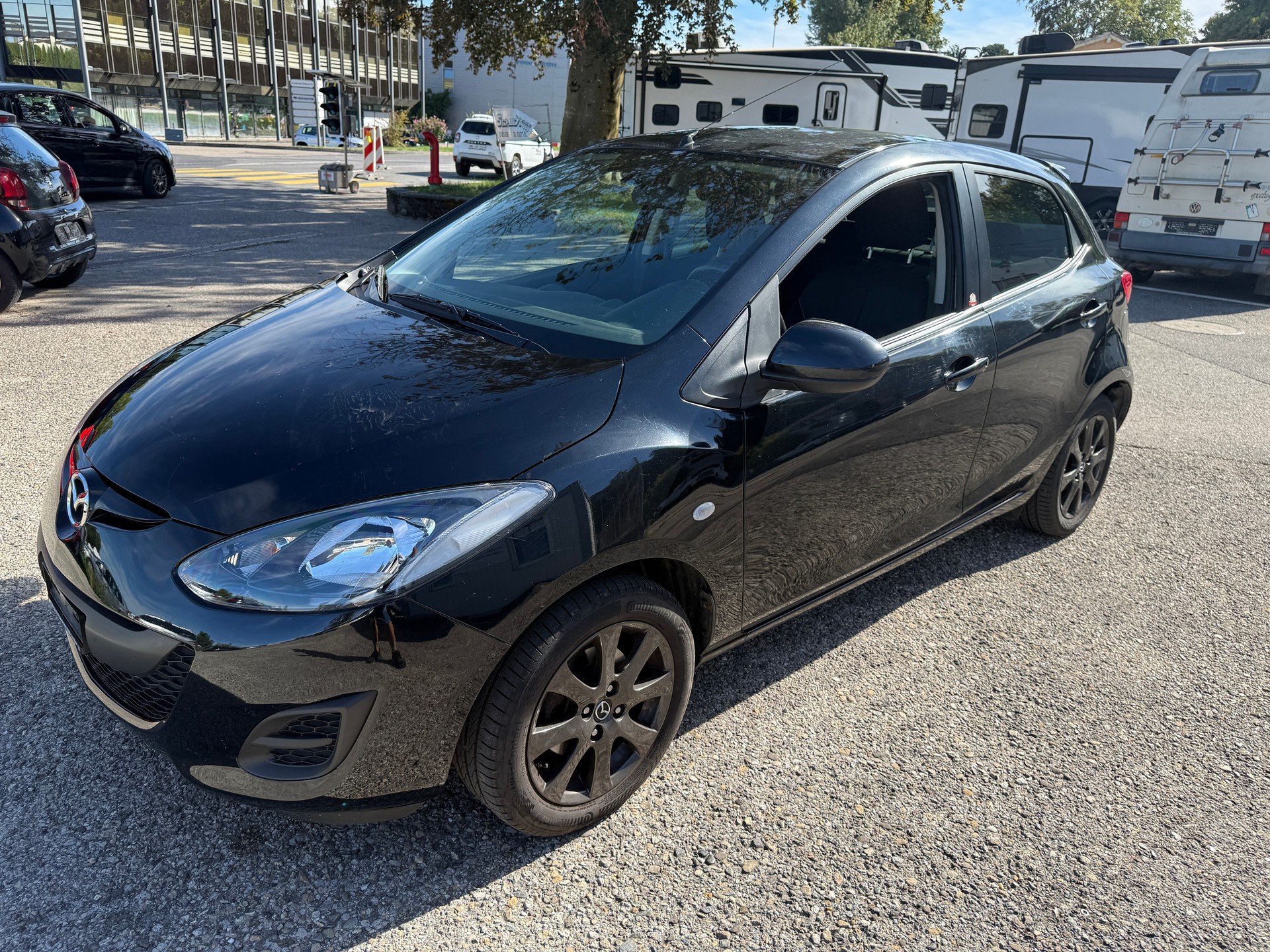 MAZDA 2 1.3i 16V Voila ma Suisse Edition-image-7