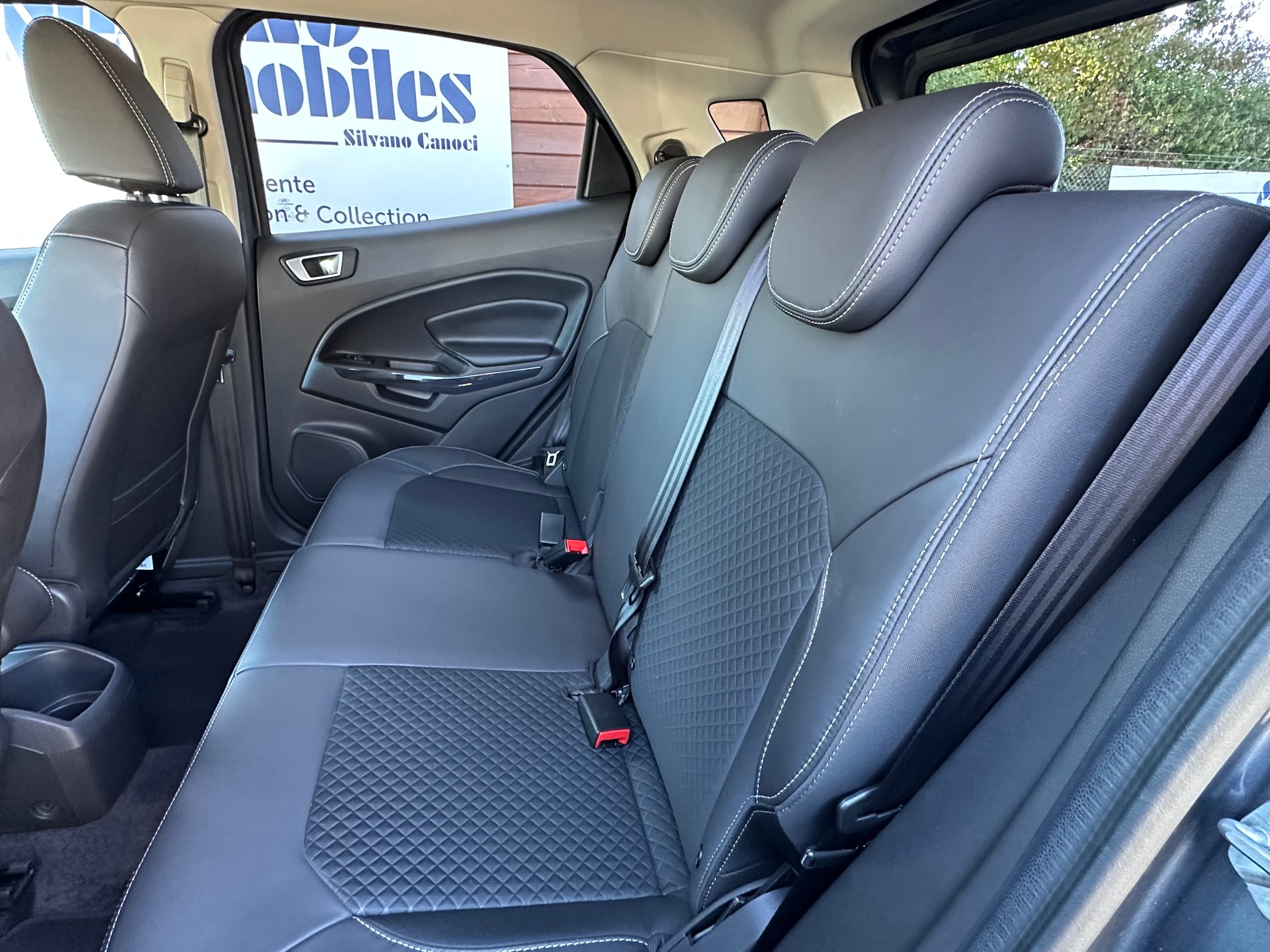 FORD EcoSport 1.0 SCTi Titanium S-image-11