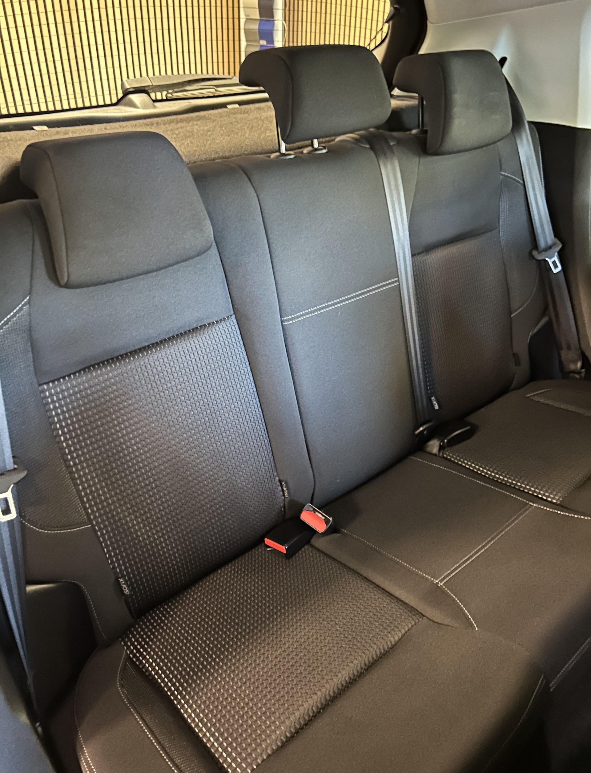 PEUGEOT 208 1.2 PureTech Allure S/S AUTOMATIQUE-image-17