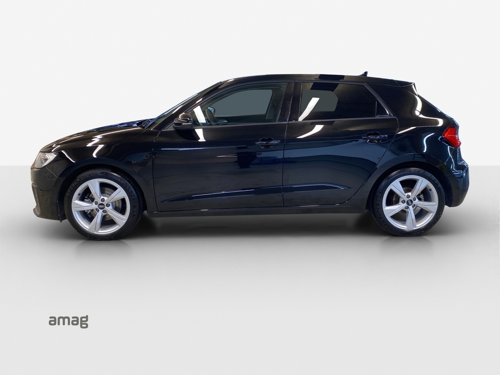 AUDI A1 Sportback 35 TFSI S-tronic-showroom-element-1