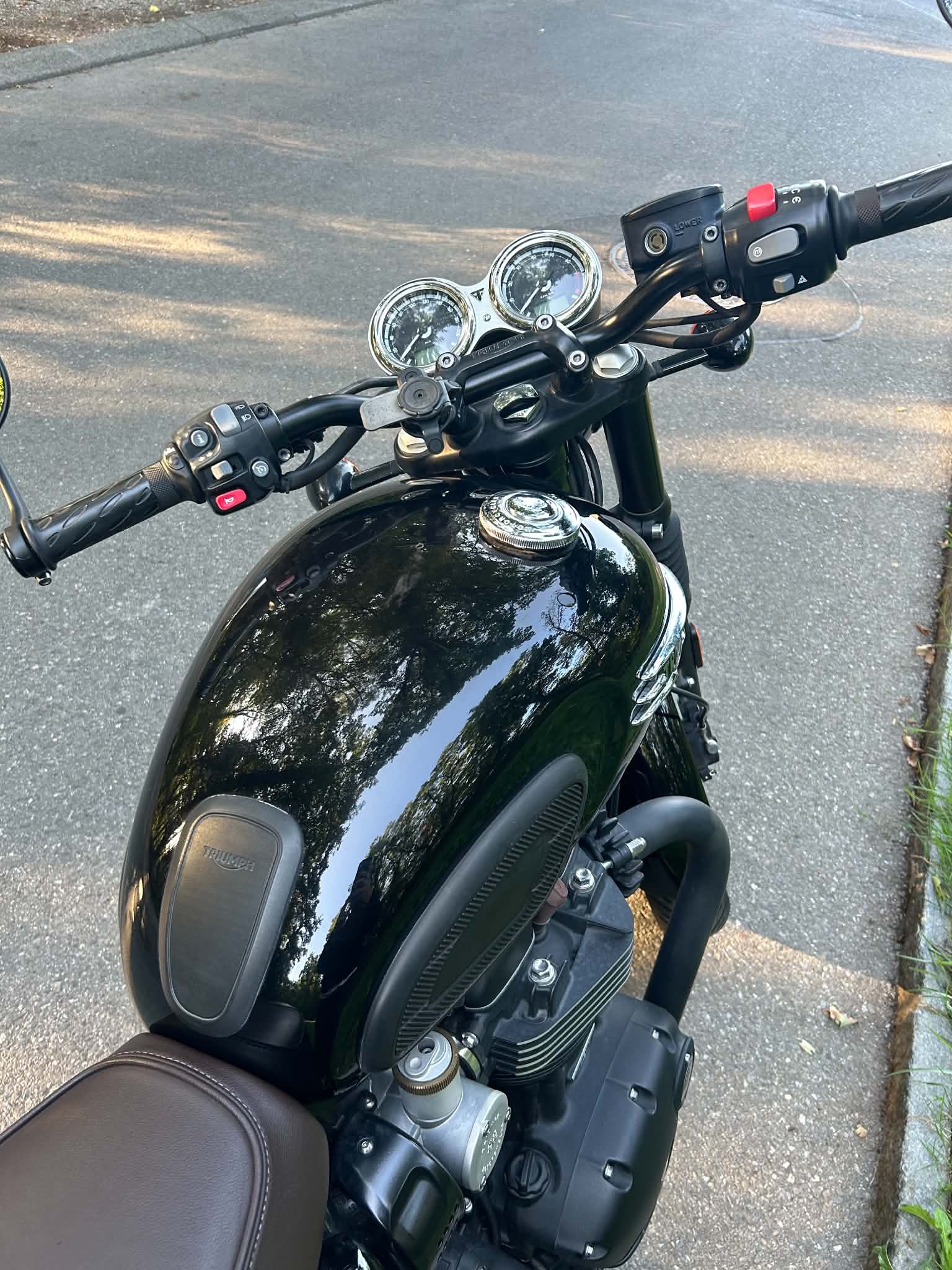 TRIUMPH Bonneville T120 Black-image-6