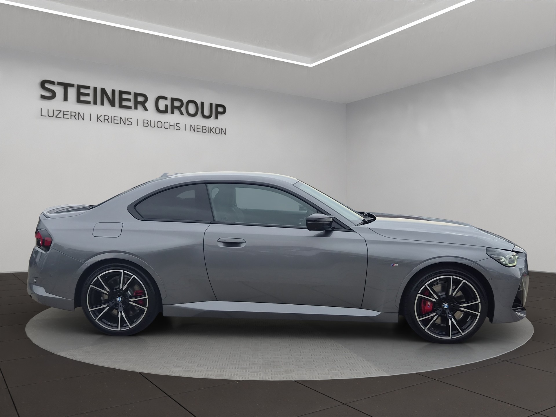 BMW M240i xDrive M Sport Pro Steptronic-image-3