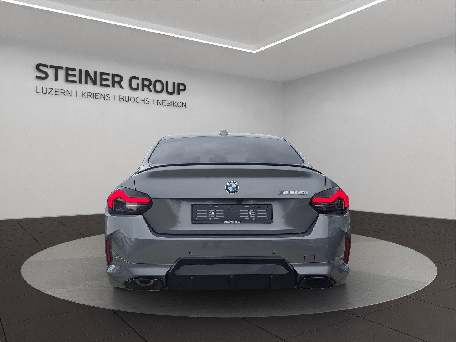 BMW M240i xDrive M Sport Pro Steptronic-image-5