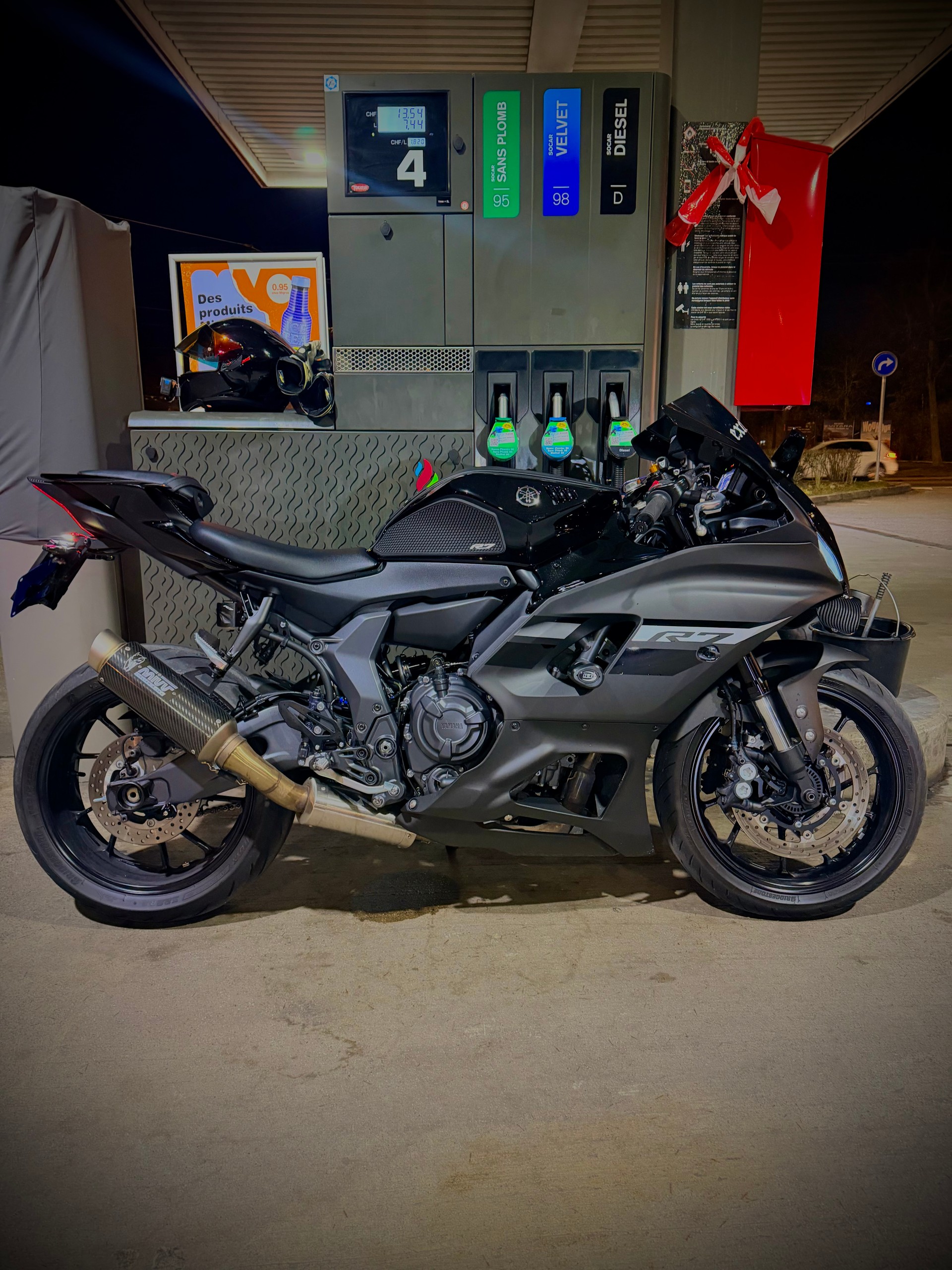 YAMAHA YZF-R7 (35kW)-image-3