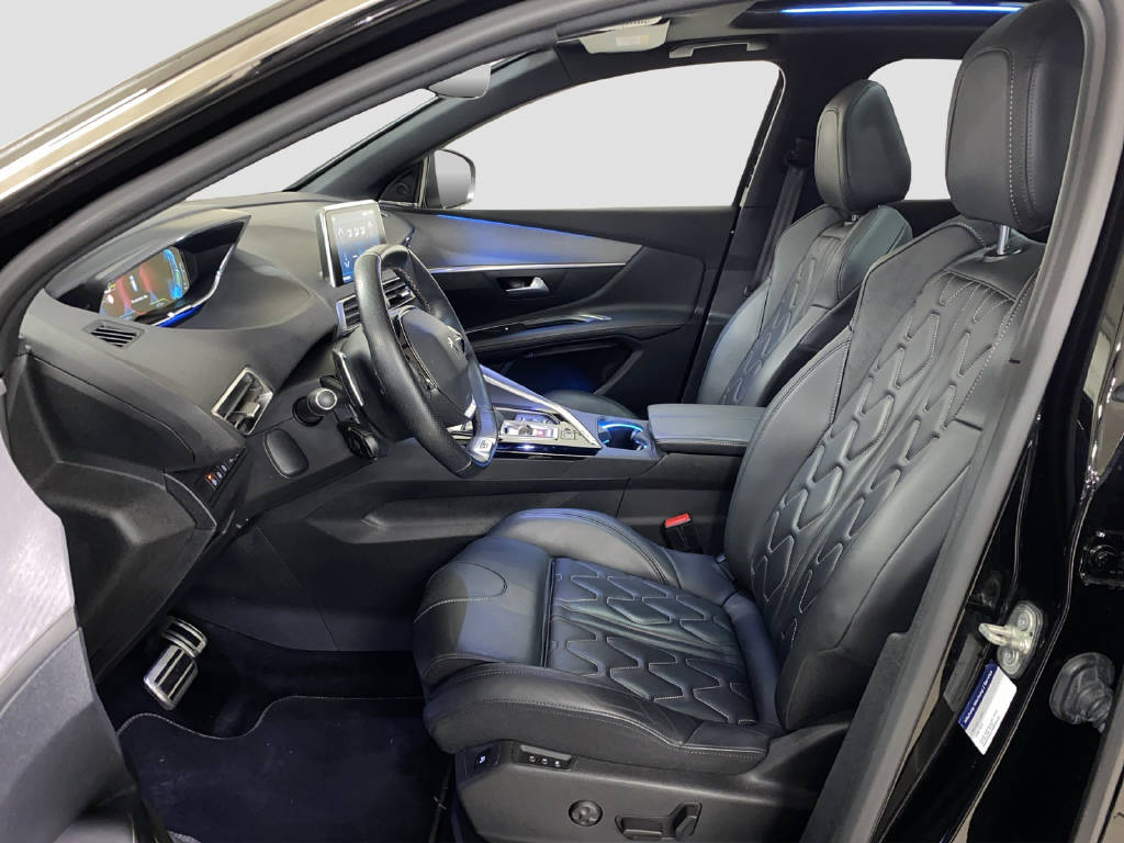 PEUGEOT 3008 1.6 Plug-in Hybrid4 GT-image-5