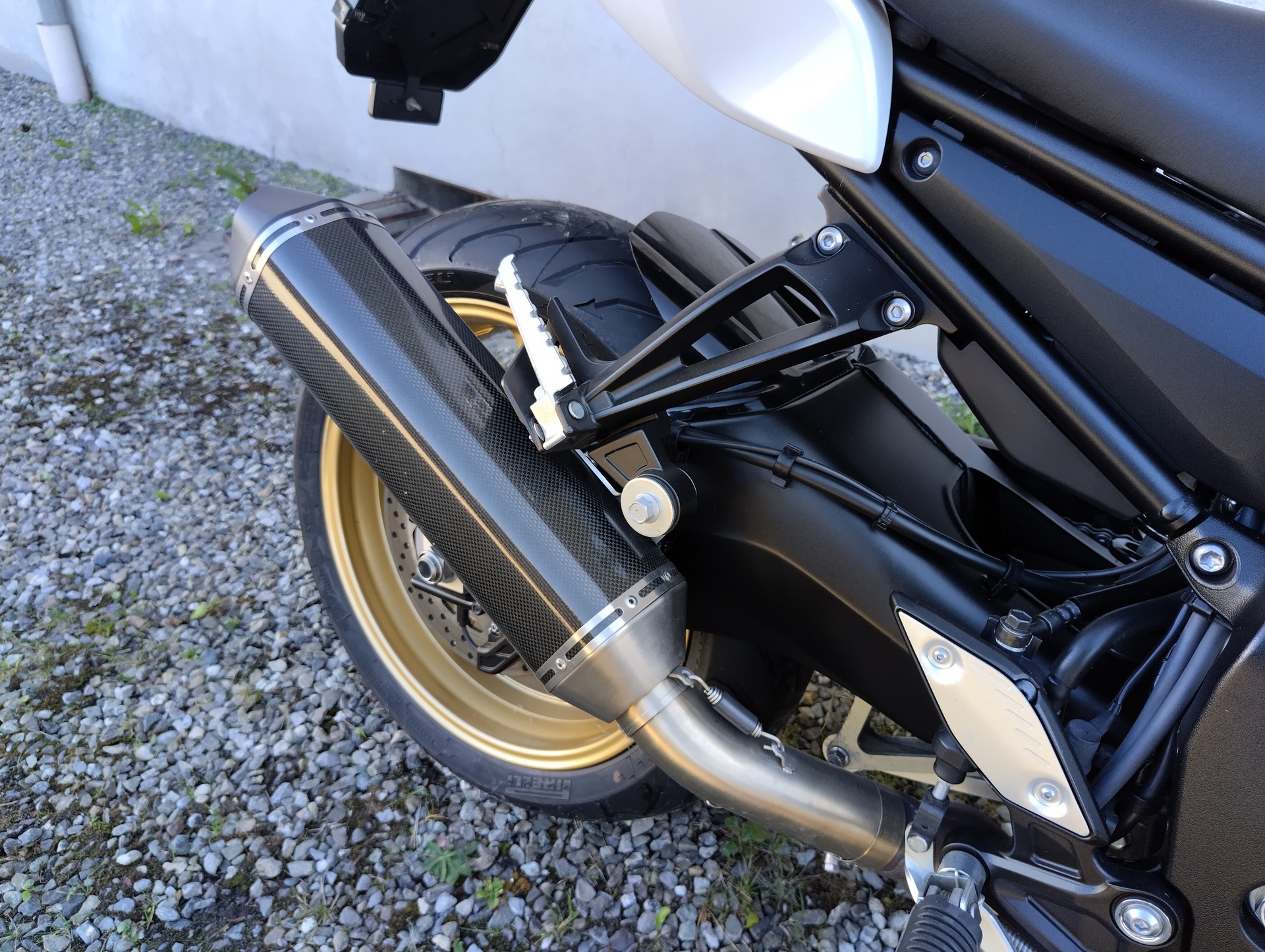 YAMAHA FZ8 N ABS-image-4