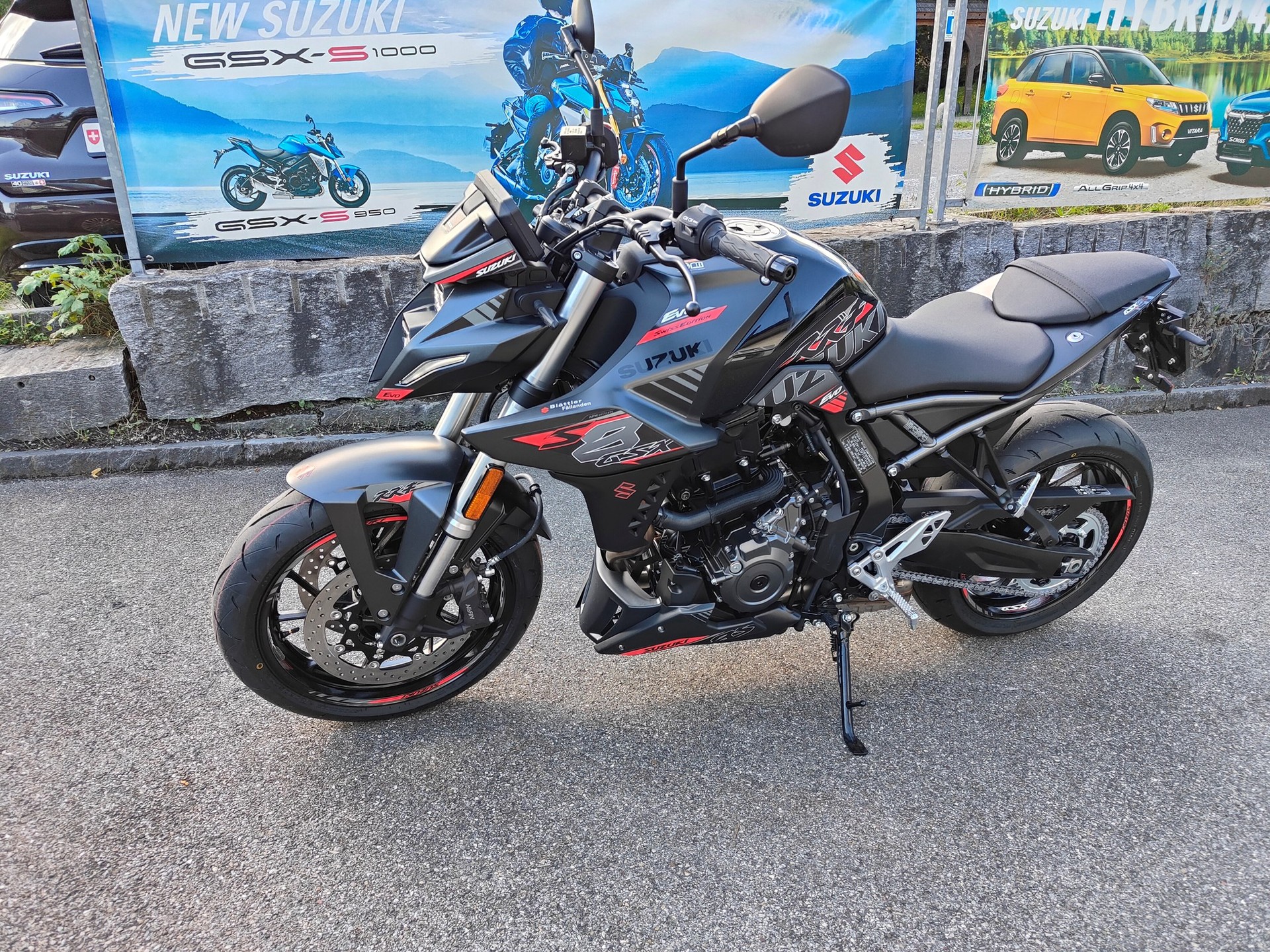 SUZUKI GSX 8S EVO