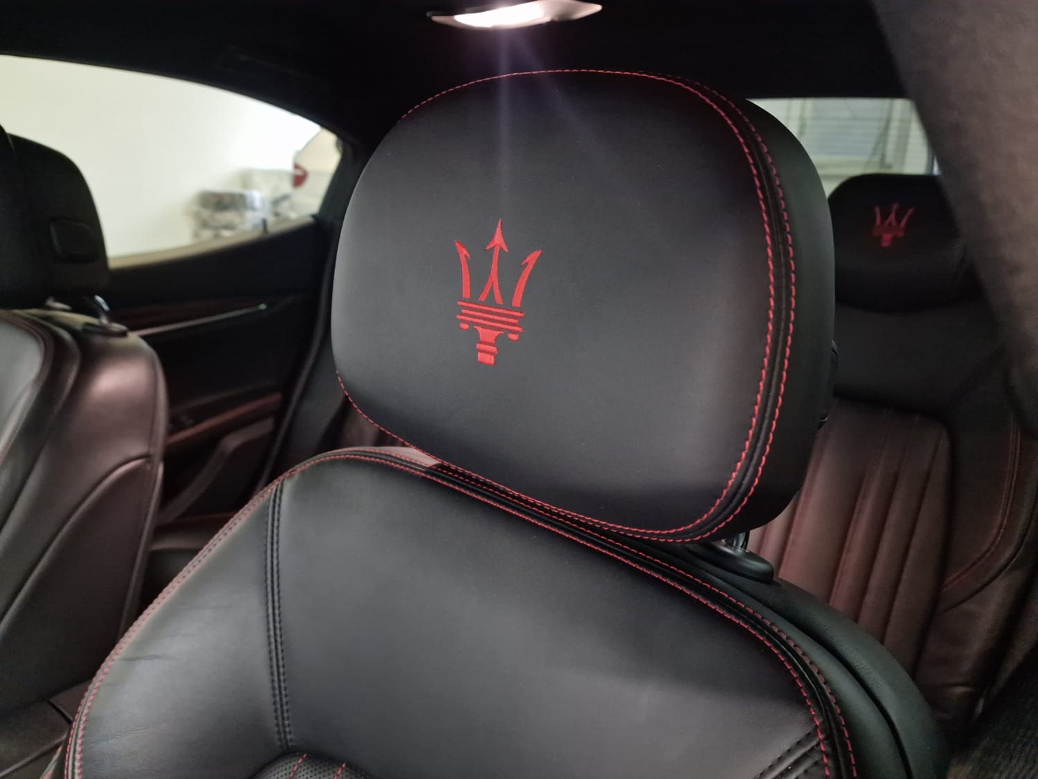 MASERATI Ghibli S Q4 3.0 V6 Automatica-image-21