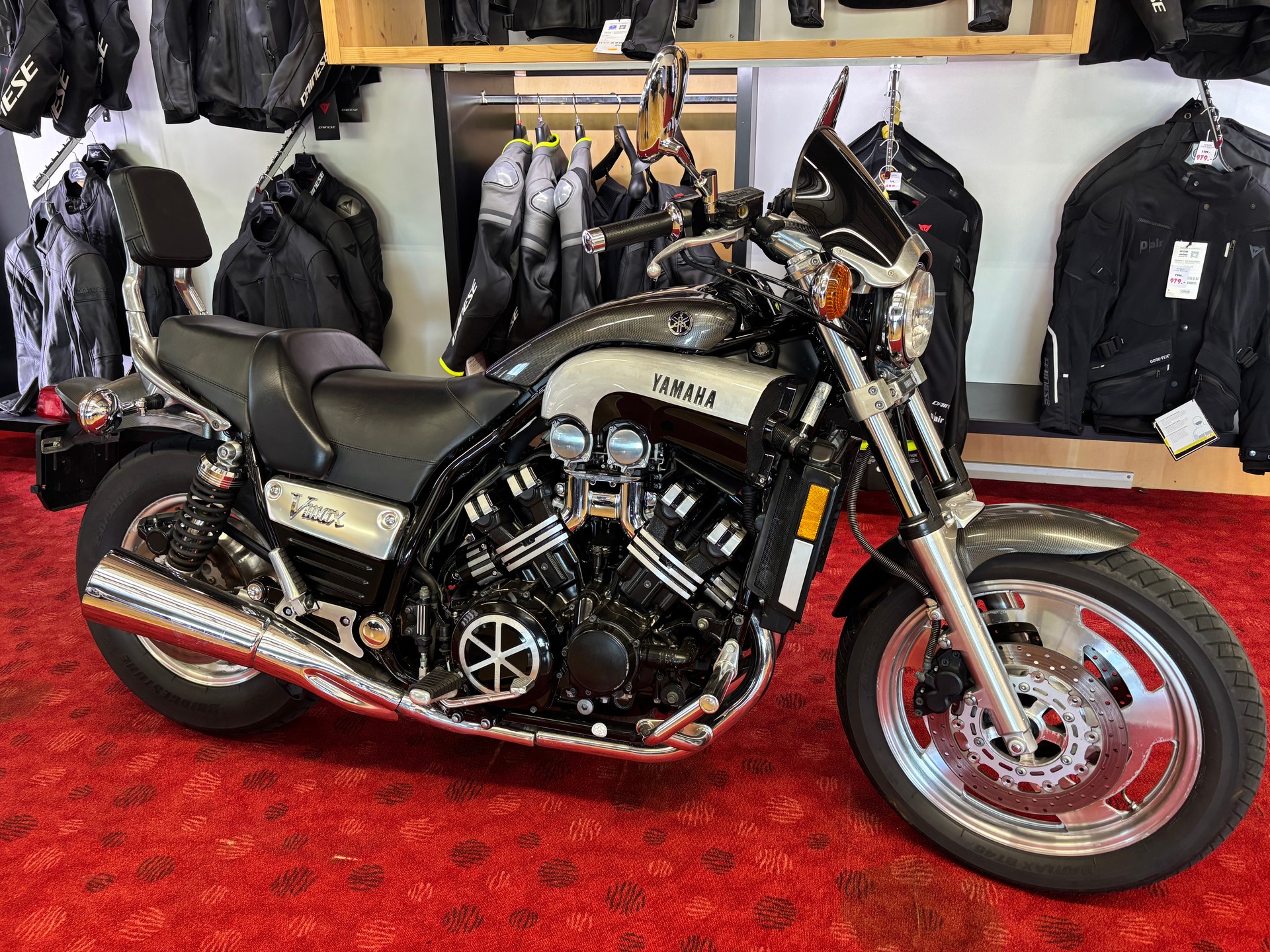YAMAHA V-Max VMX 1200 Final Edition-image-0