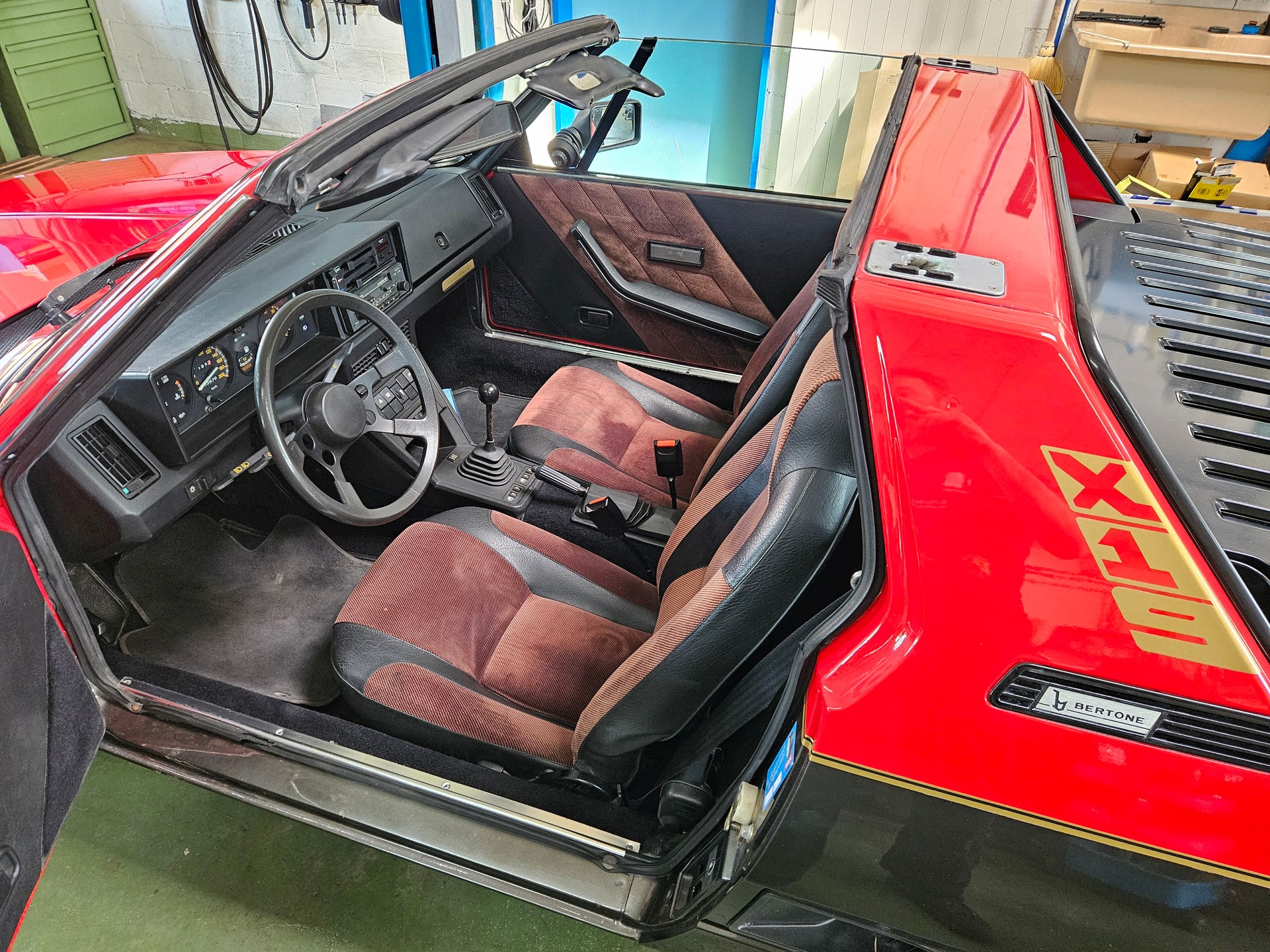 FIAT X 1/9 Bertone i.e.-image-3