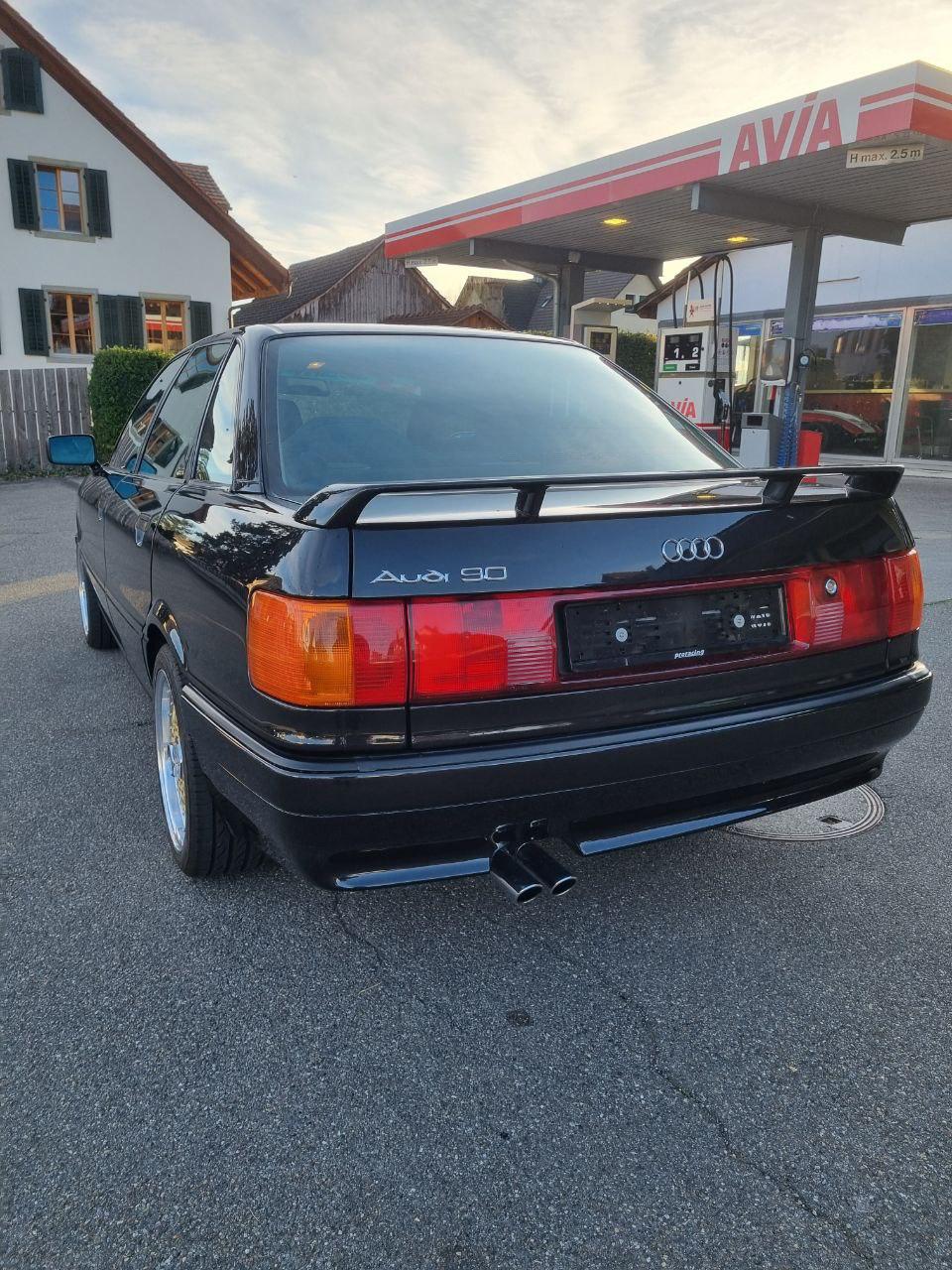 AUDI 90 2.3 E 20V quattro-image-2