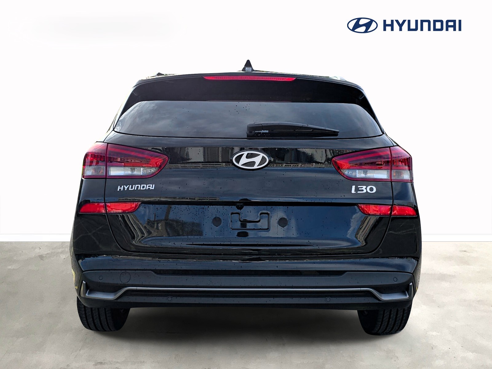 HYUNDAI i30 Wagon 1.5 T-GDi Amplia 48V MH DCT-image-8