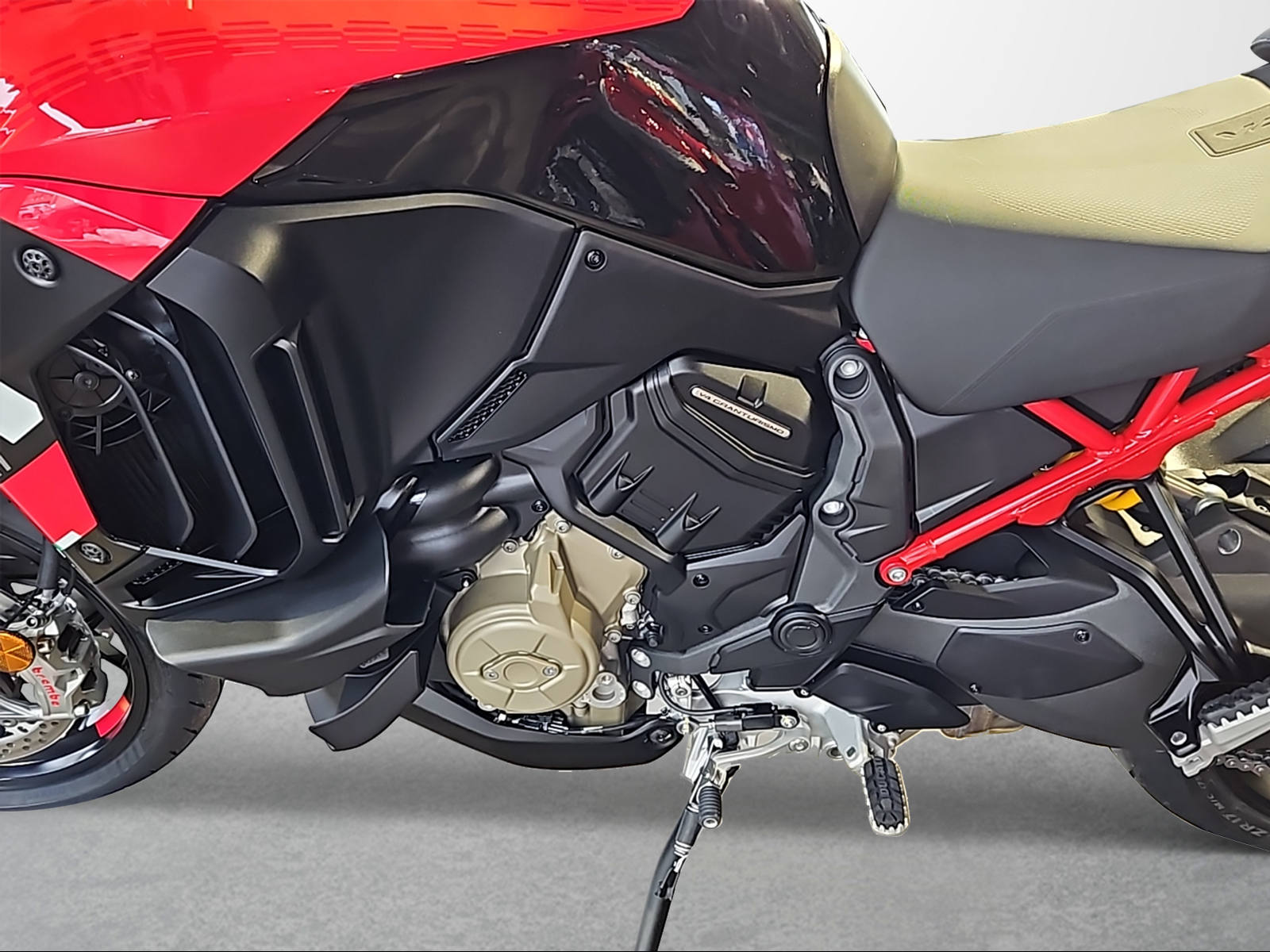 DUCATI MULTISTRADA V4 PIKES PEAK MY 2025-image-5