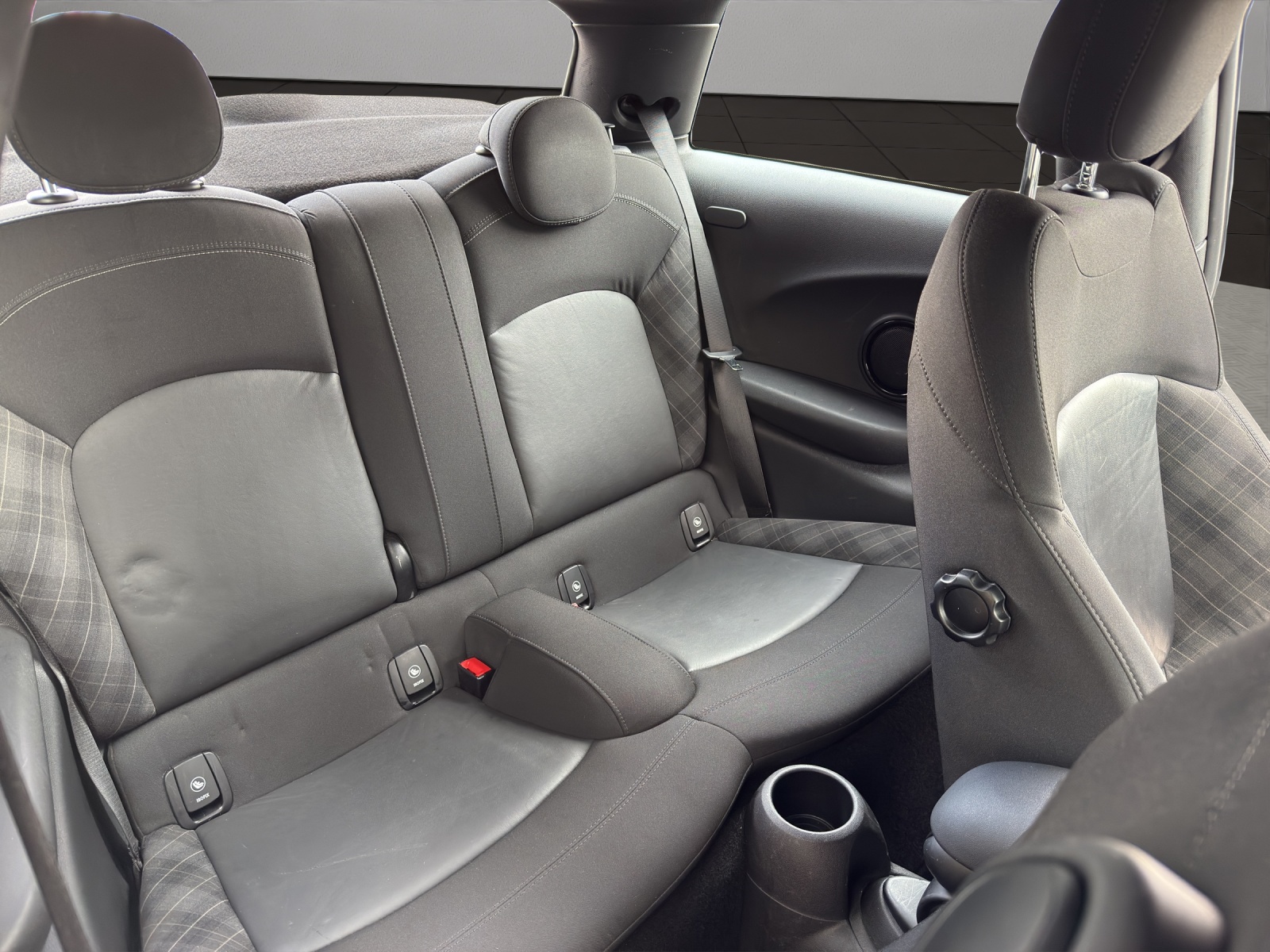 MINI Cooper Steptronic-image-17