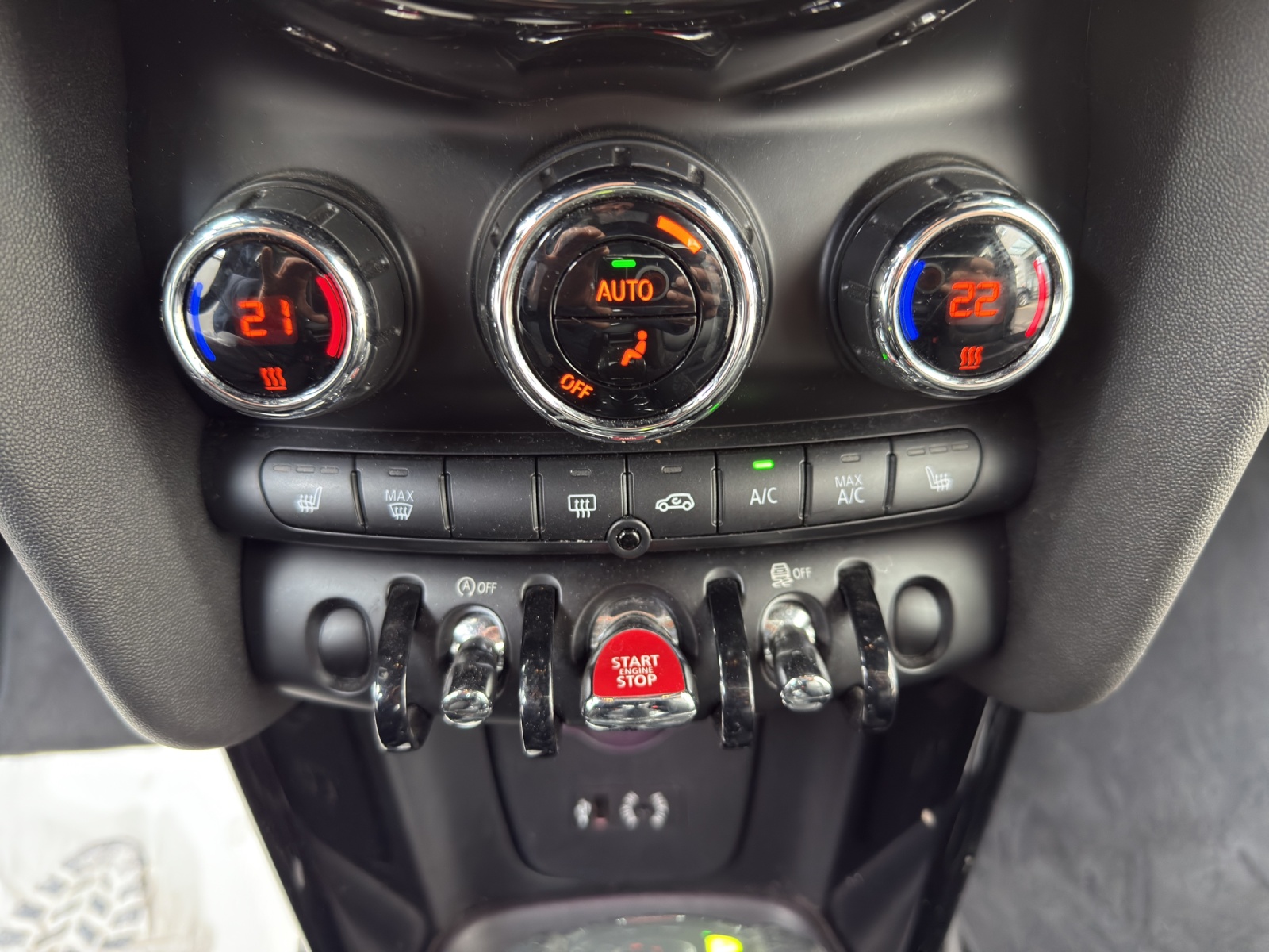 MINI Cooper Steptronic-image-15