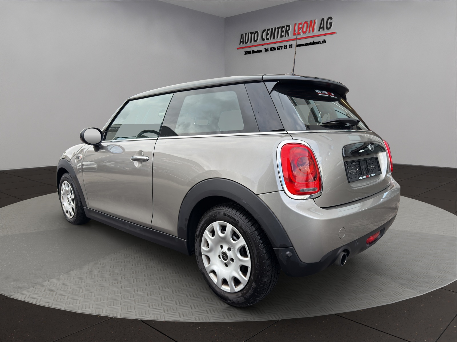 MINI Cooper Steptronic-showroom-element-3