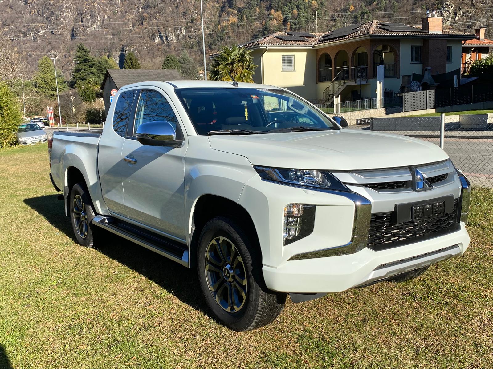 MITSUBISHI L 200 2.2 DID-image-1