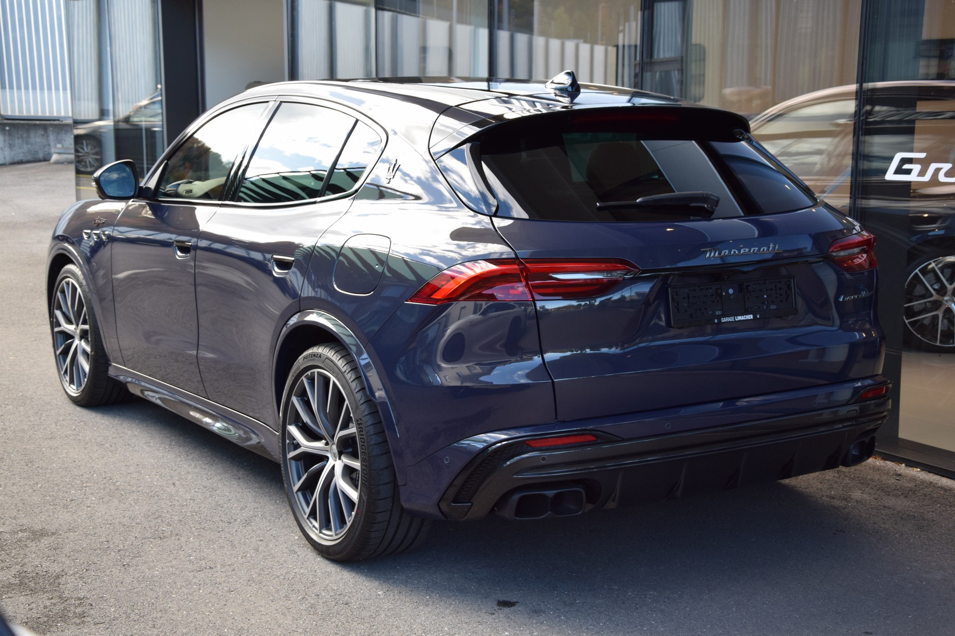 MASERATI Grecale 3.0 Trofeo Automatica-showroom-element-3