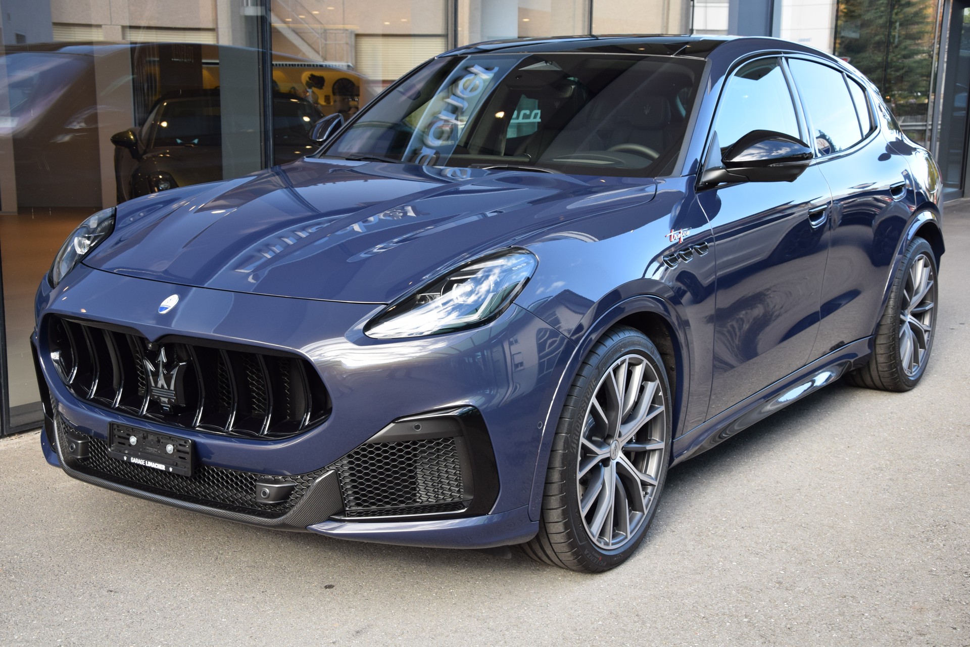 MASERATI Grecale 3.0 Trofeo Automatica-showroom-element-1