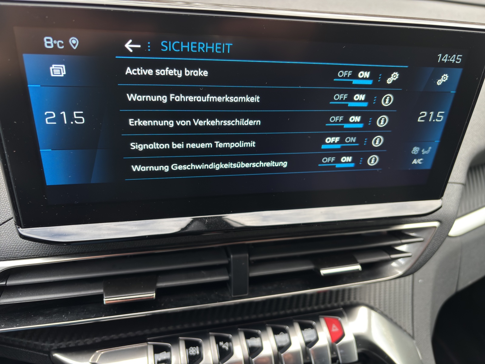 PEUGEOT 5008 1.5 BlueHDi Allure Pack EAT8-image-17
