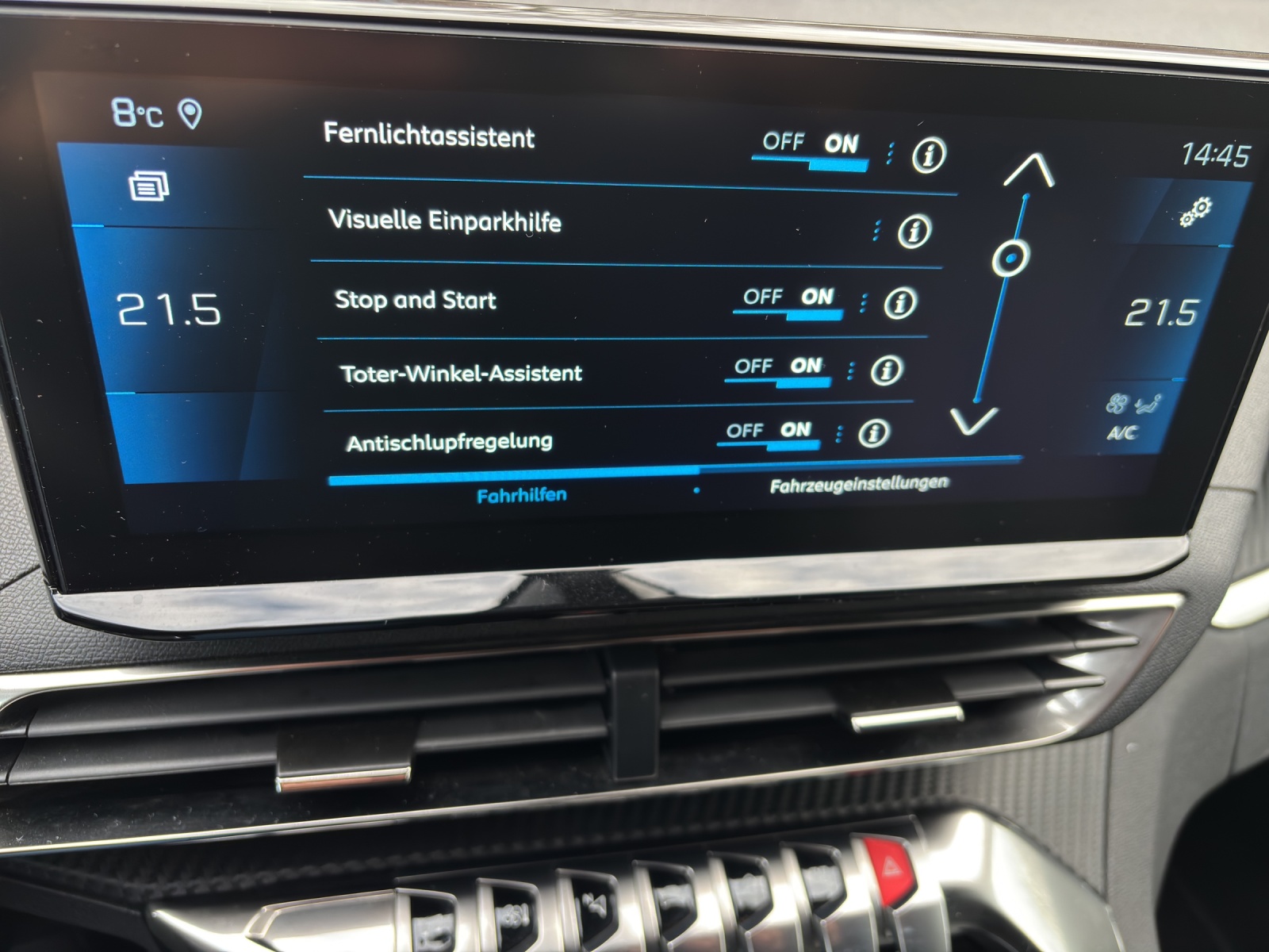 PEUGEOT 5008 1.5 BlueHDi Allure Pack EAT8-image-18