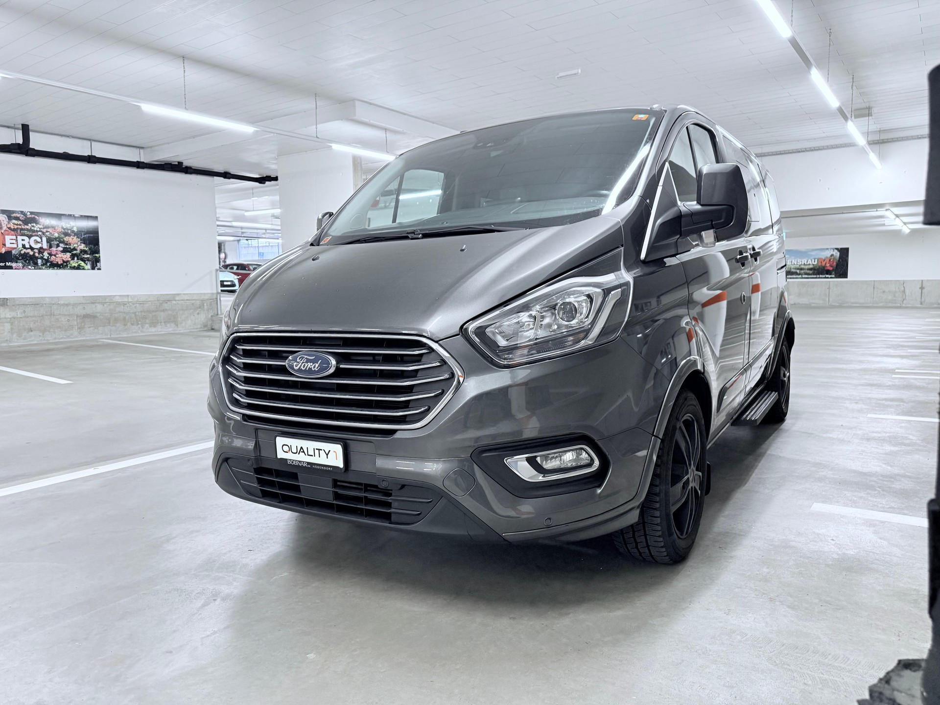 FORD Tourneo Custom 320 L1H1 Titanium A-image-3