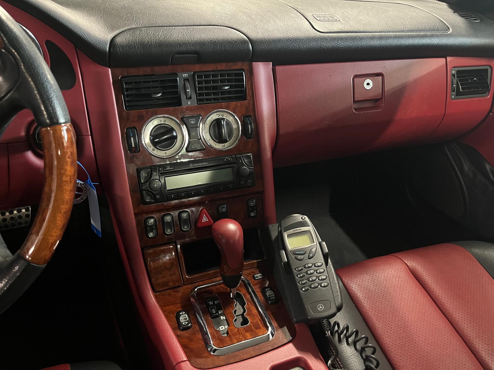 MERCEDES-BENZ SLK 320-image-11