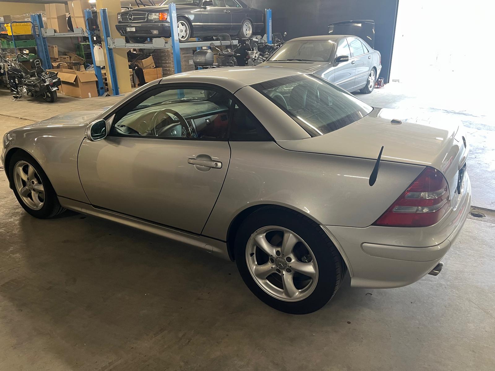MERCEDES-BENZ SLK 320-image-2