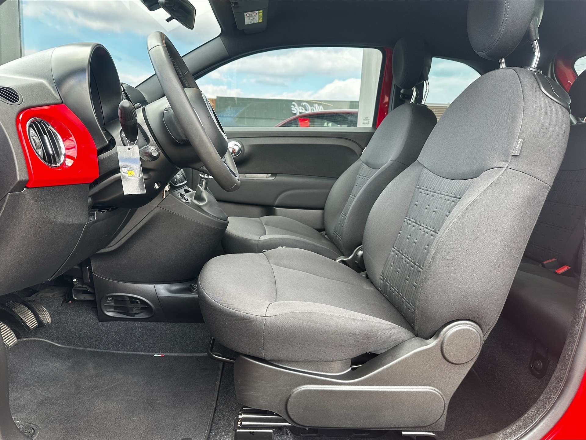 FIAT 500 1.0 N3 MildHybrid Swiss Edition-showroom-element-3