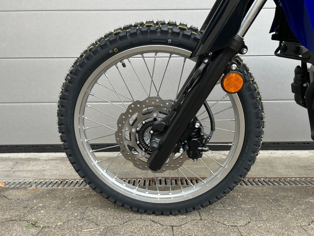 YAMAHA WR 125-image-8