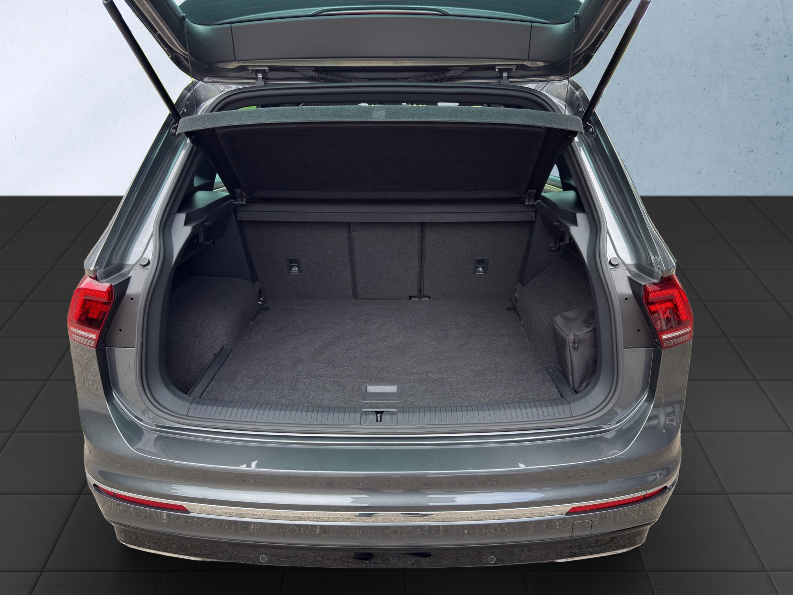 VW Tiguan 2.0TSI R-Line Highline 4Motion*220PS*-image-19