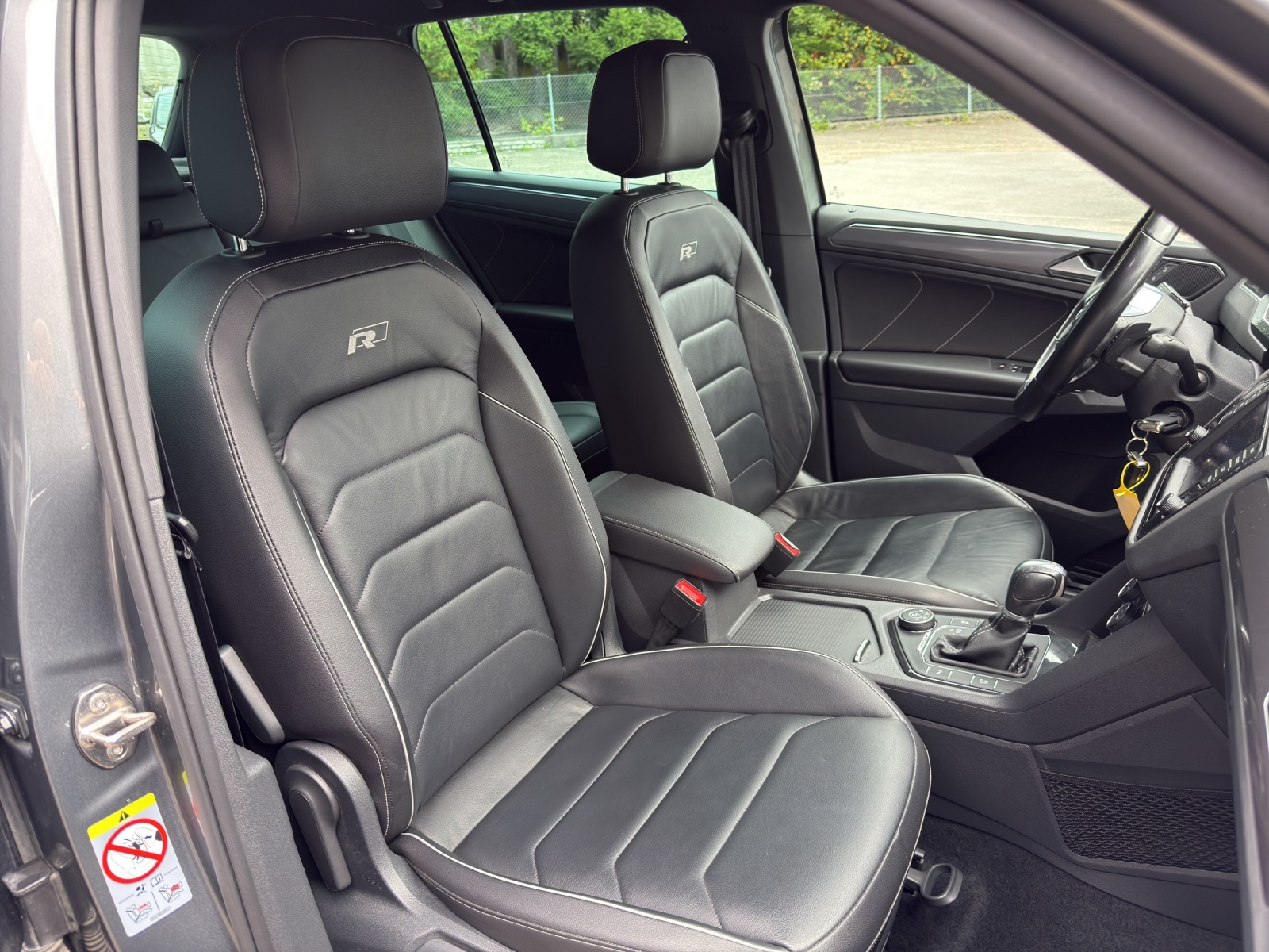 VW Tiguan 2.0TSI R-Line Highline 4Motion*220PS*-image-12