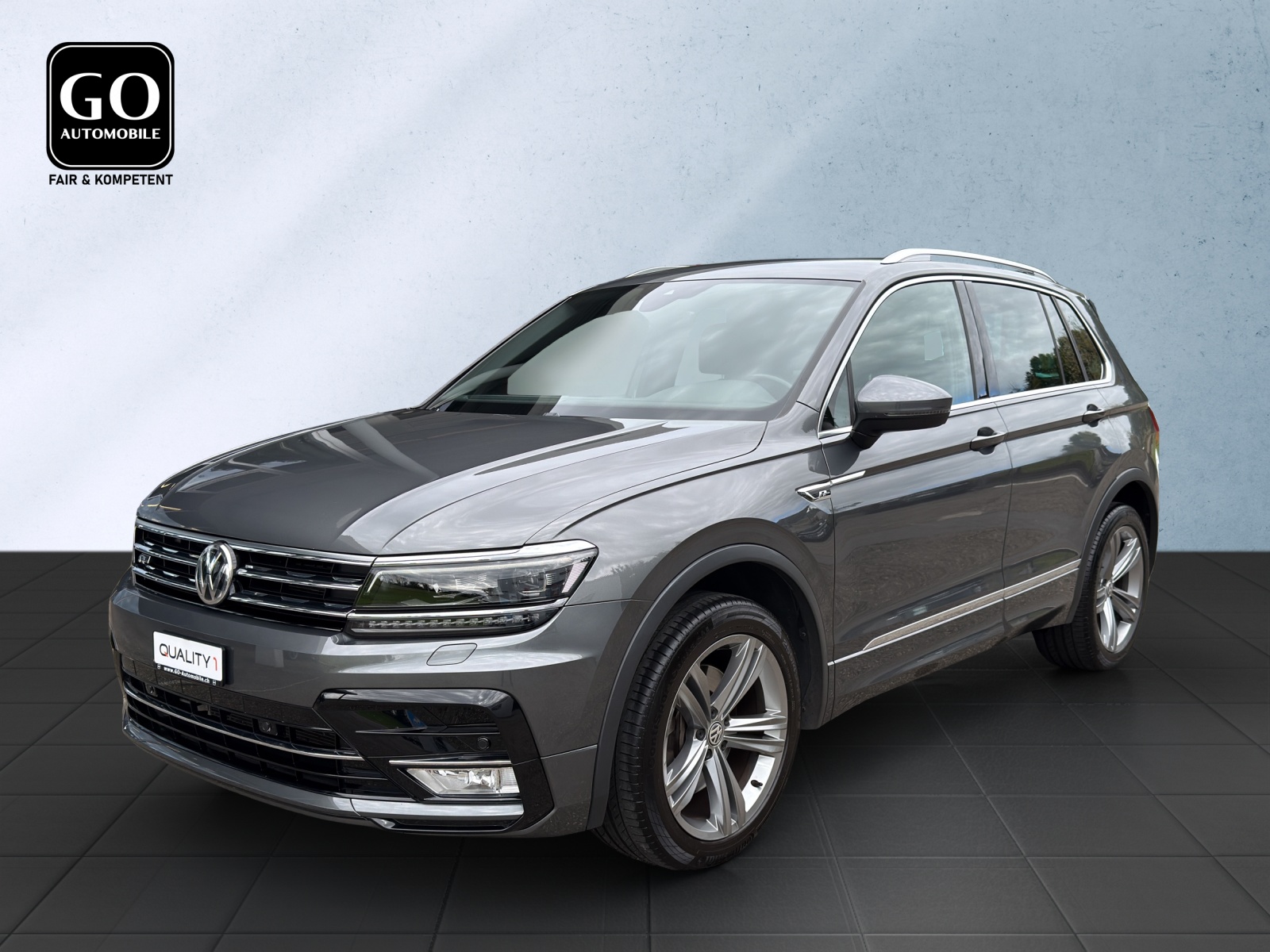 VW Tiguan 2.0TSI R-Line Highline 4Motion*220PS*-showroom-element-1