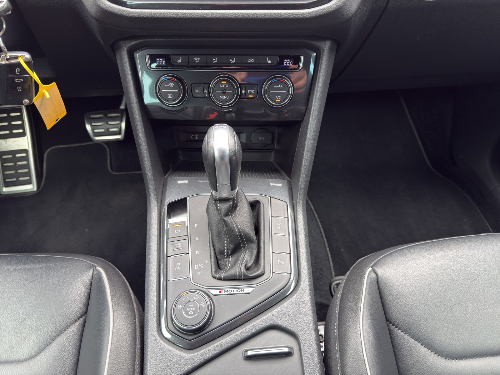 VW Tiguan 2.0TSI R-Line Highline 4Motion*220PS*-image-10