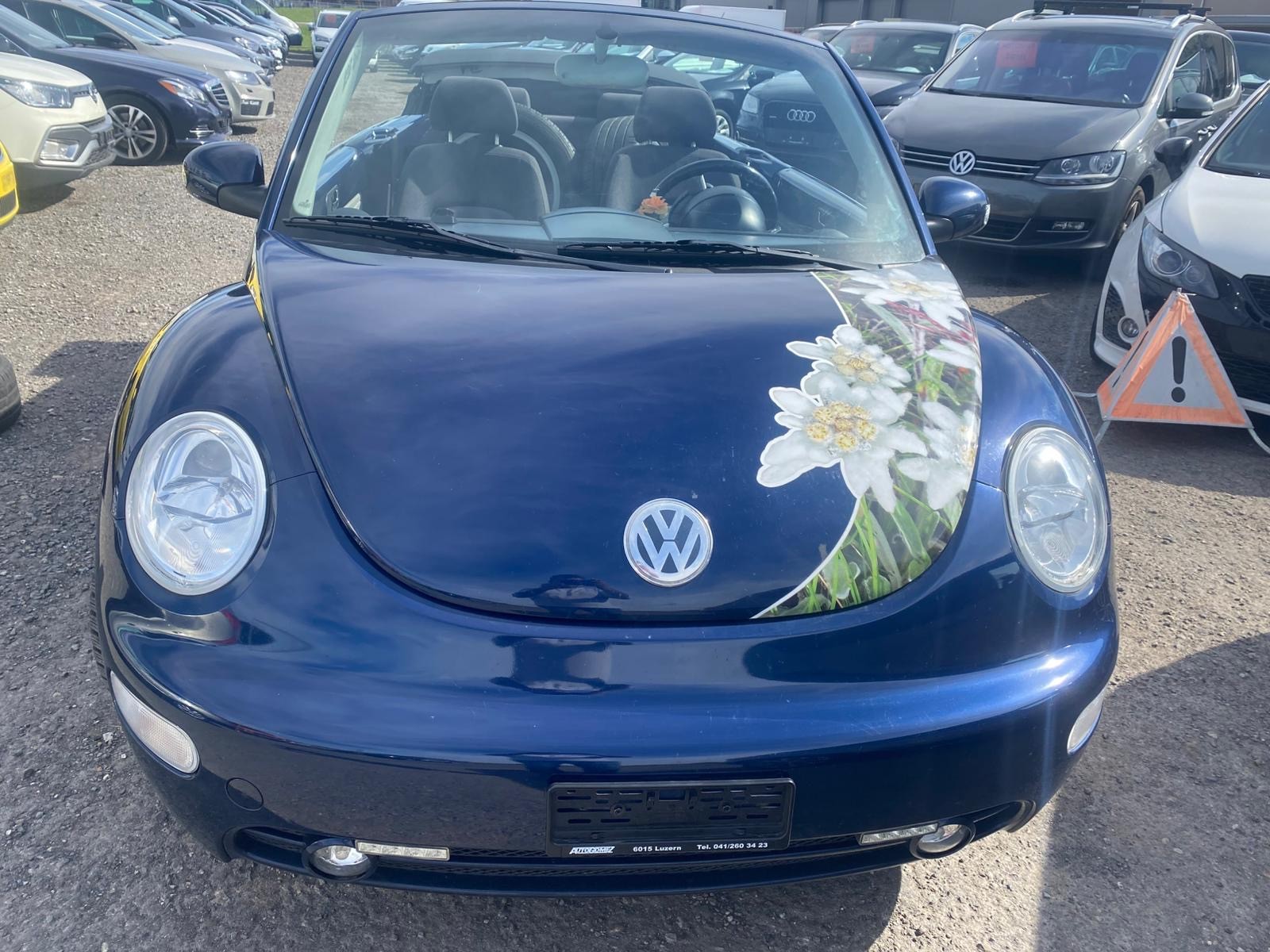 VW Beetle Cabrio 1.6-image-2