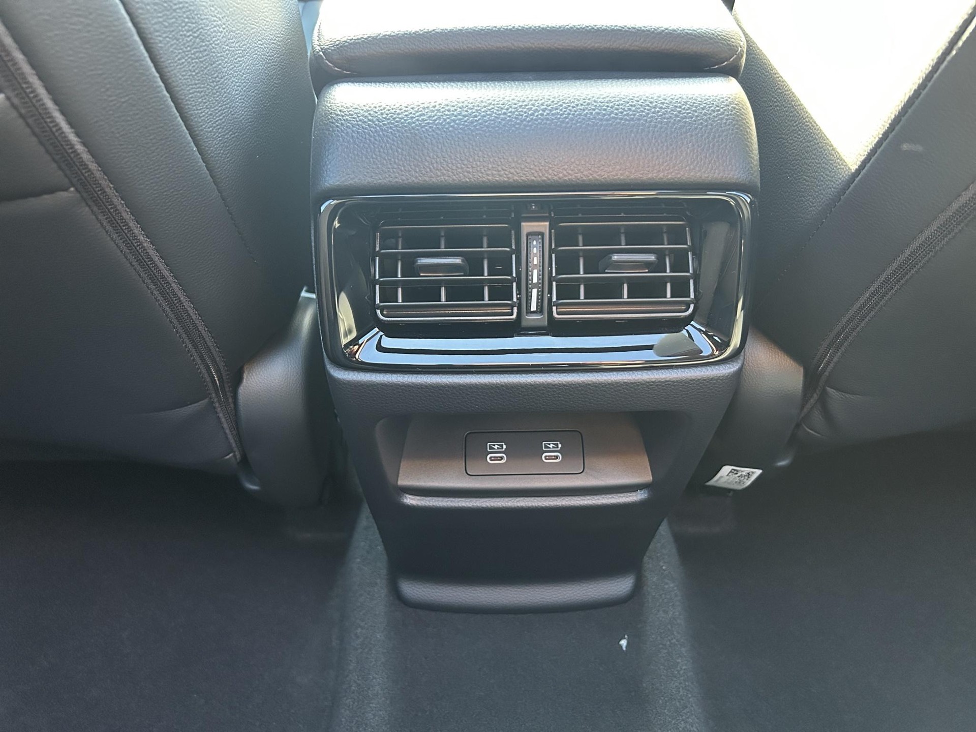 HONDA CR-V 2.0 i-MMD Elegance 4WD-image-11