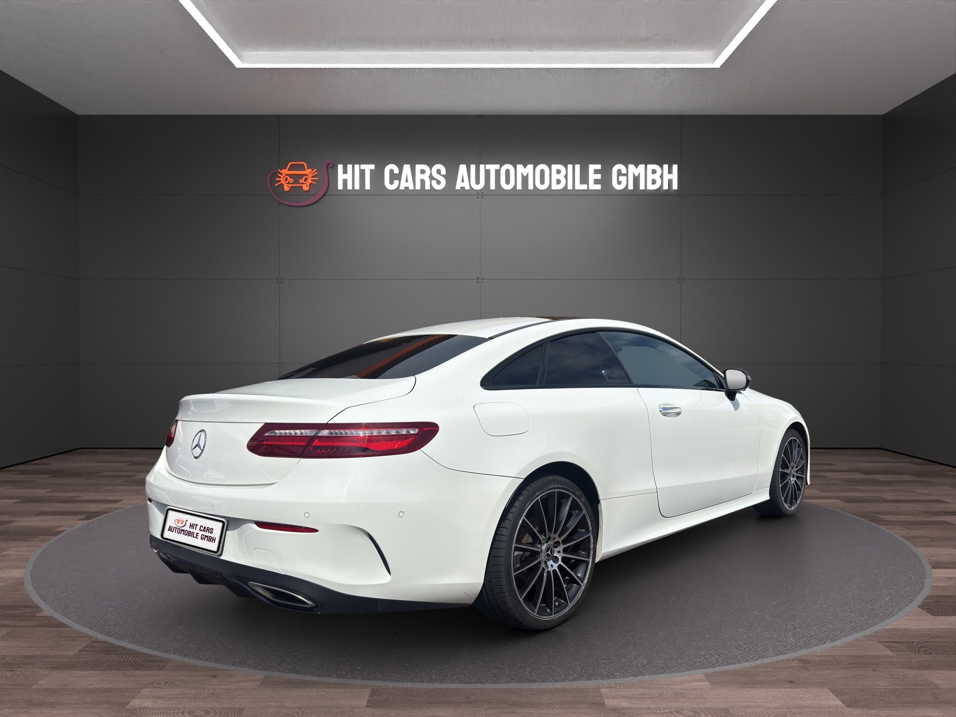 MERCEDES-BENZ E 200 Coupé AMG Line 4 Matic 9G-Tronic-image-4