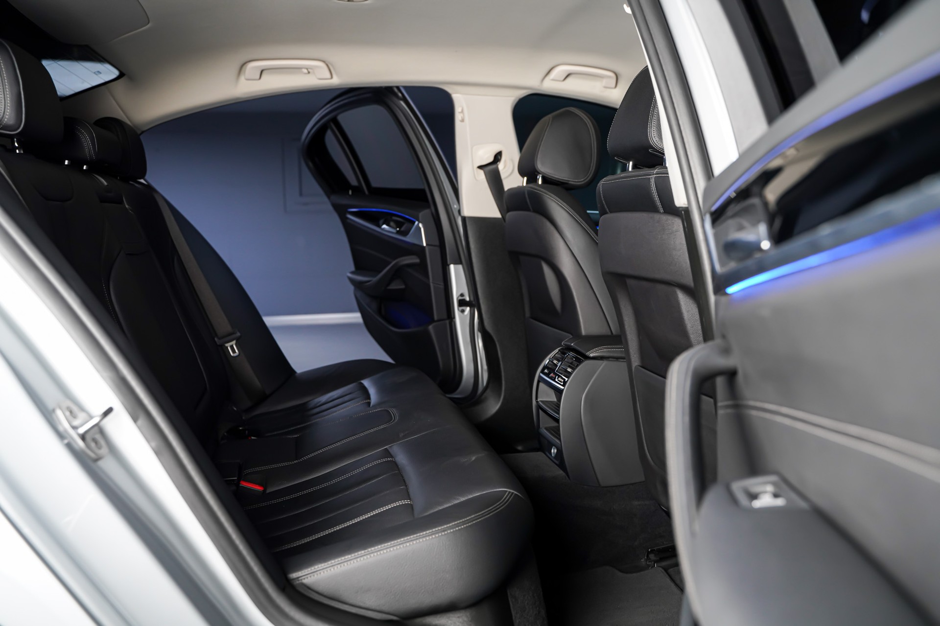 BMW 520d Sport Line Steptronic-image-12