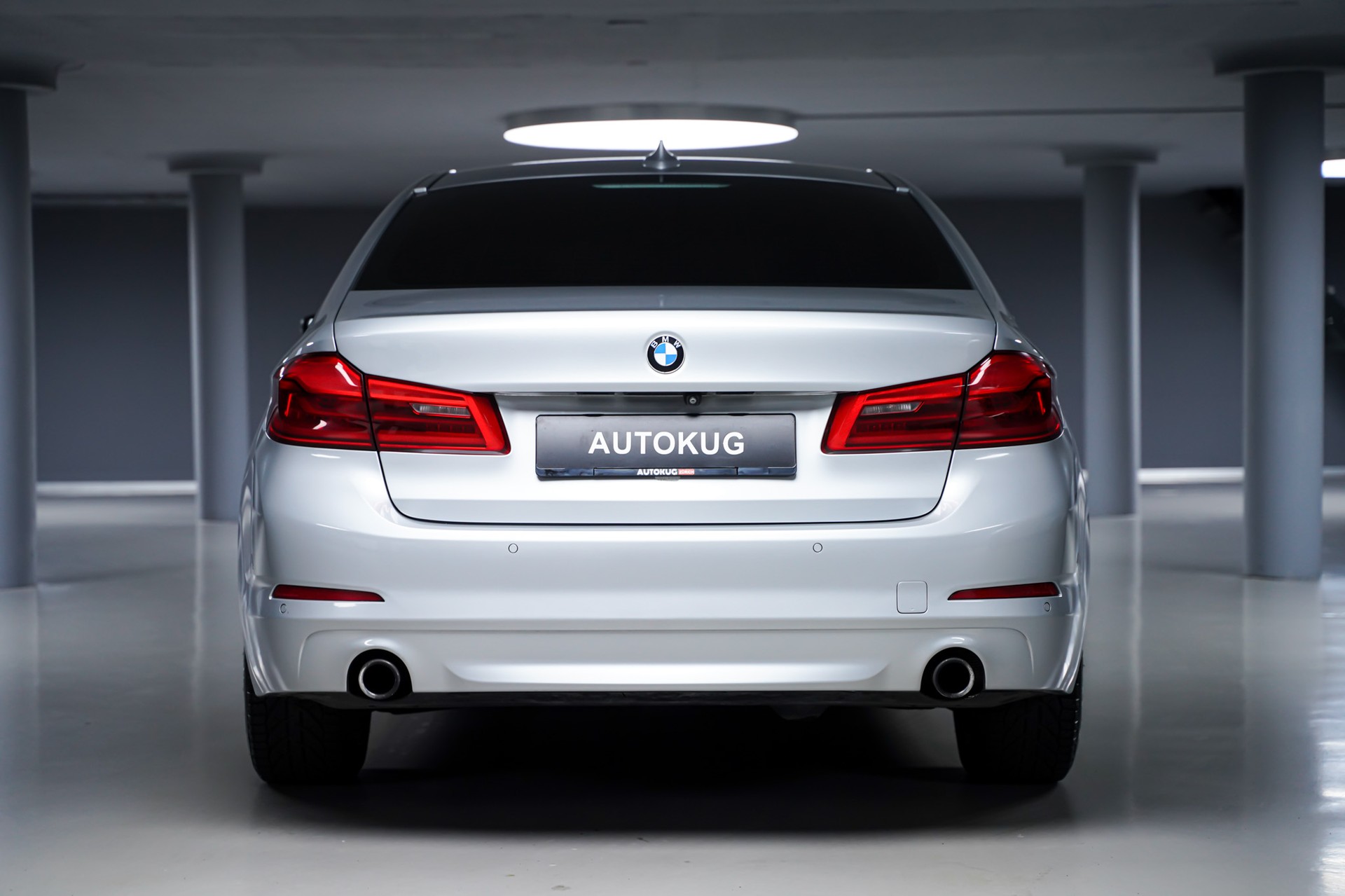 BMW 520d Sport Line Steptronic-image-4