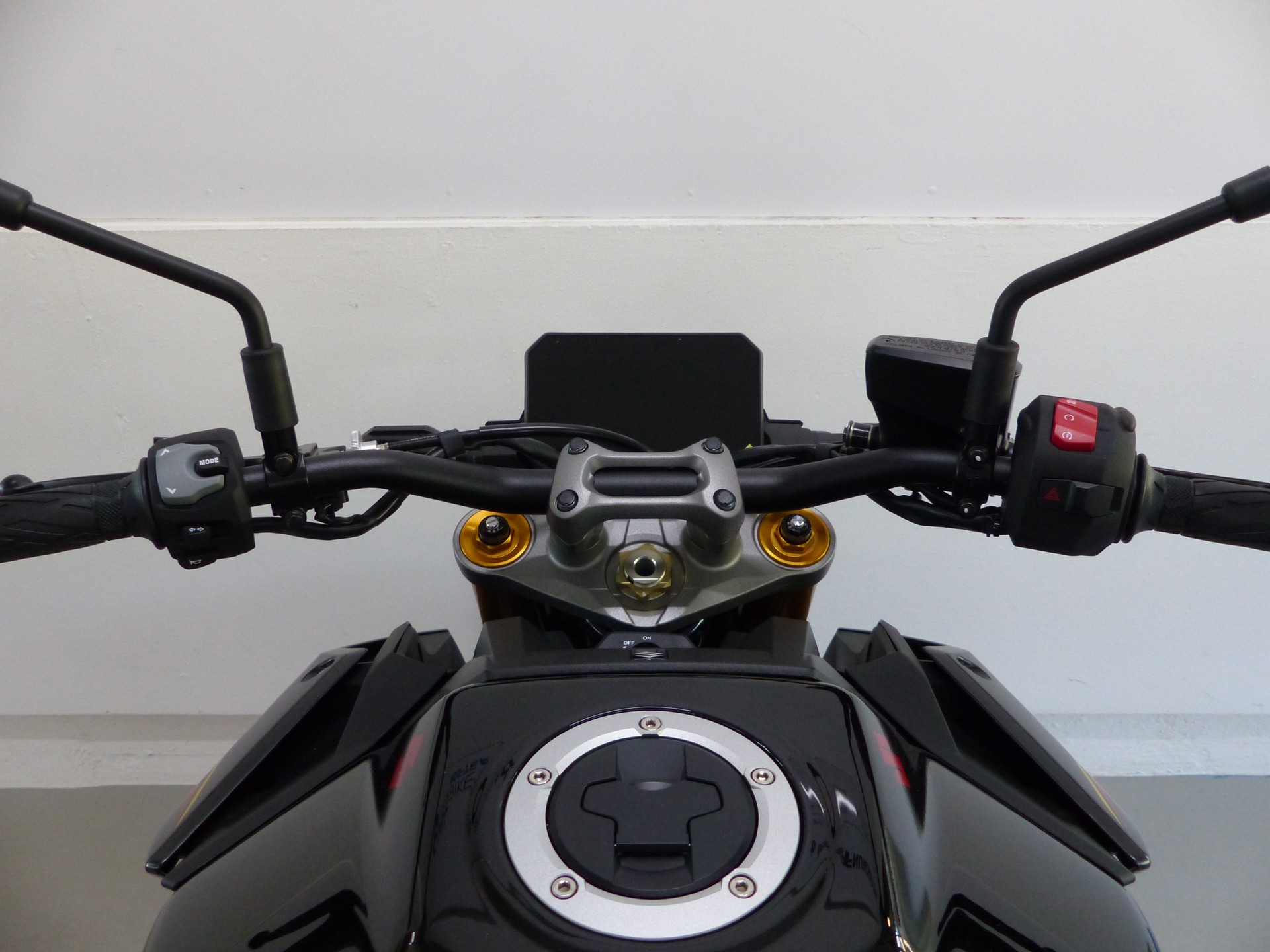 SUZUKI GSX-S 1000 ABS Black EVO-image-11