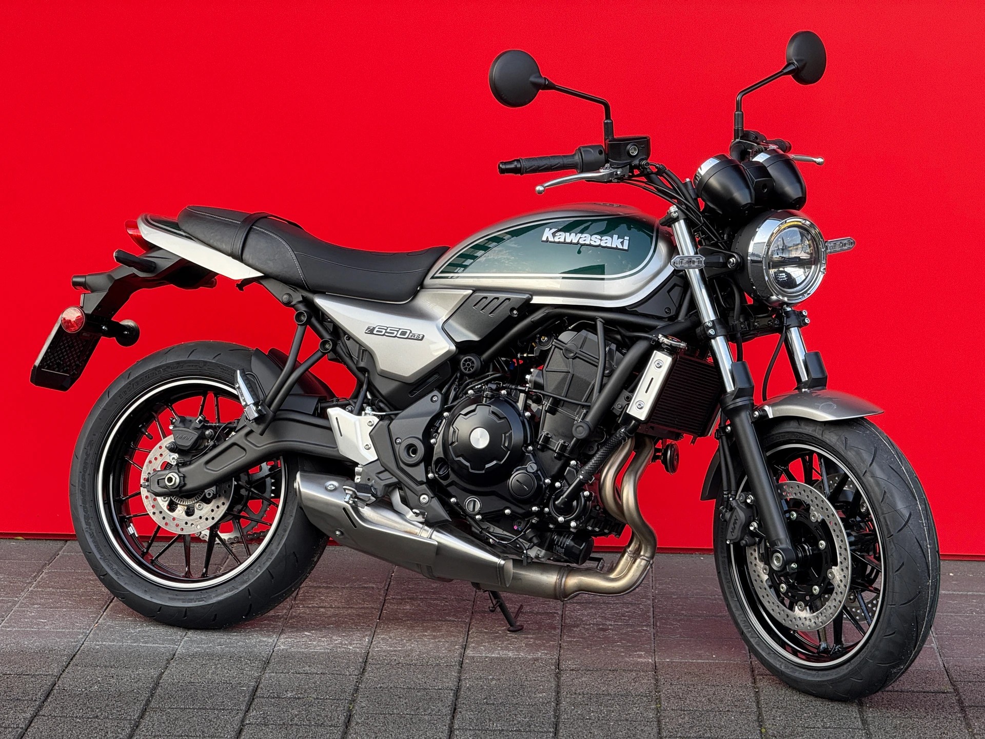 KAWASAKI Z 650 RS (35kW)-image-1