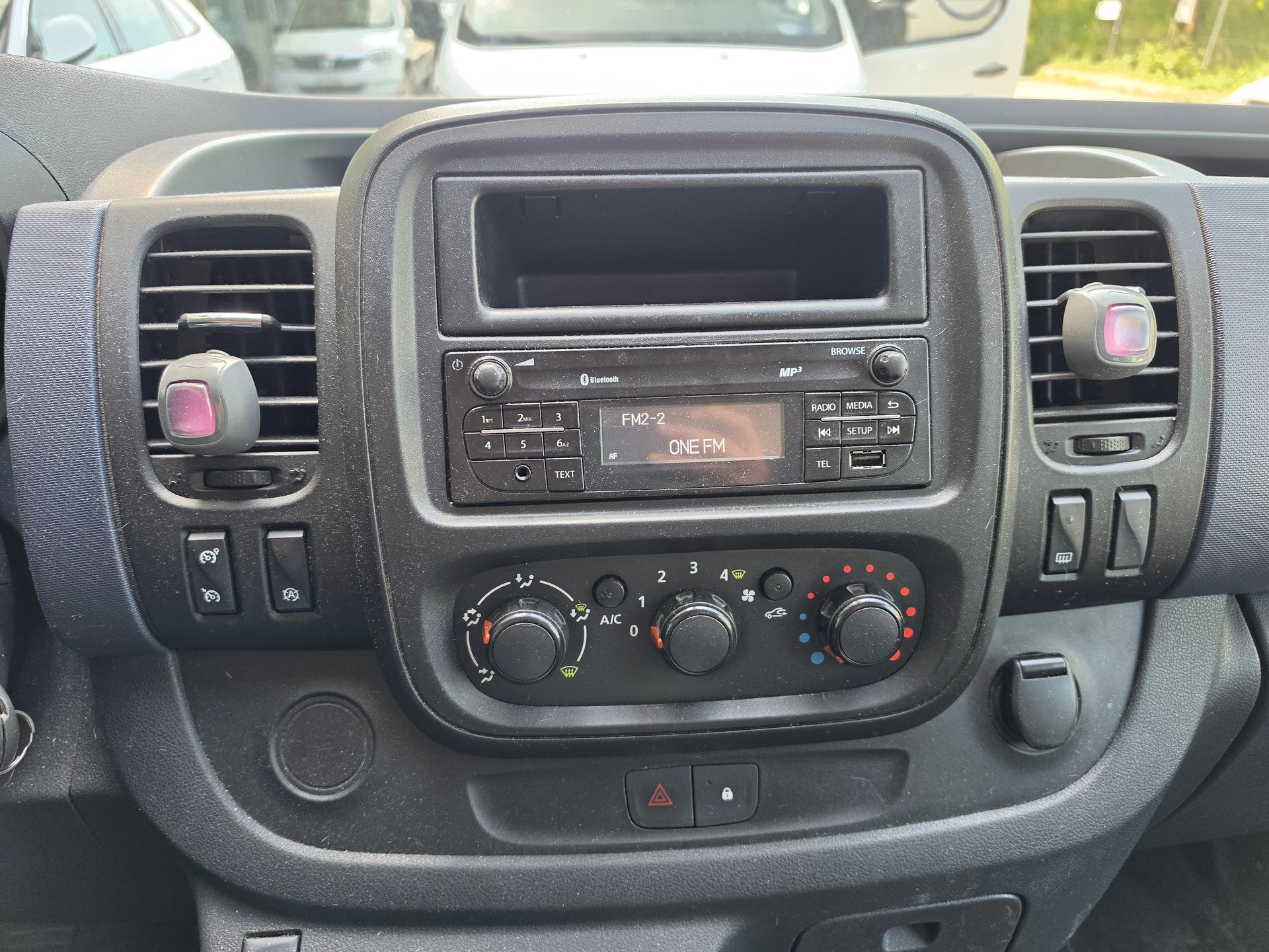 OPEL Vivaro 1.6 CDTI 2.9t L1H1-image-12