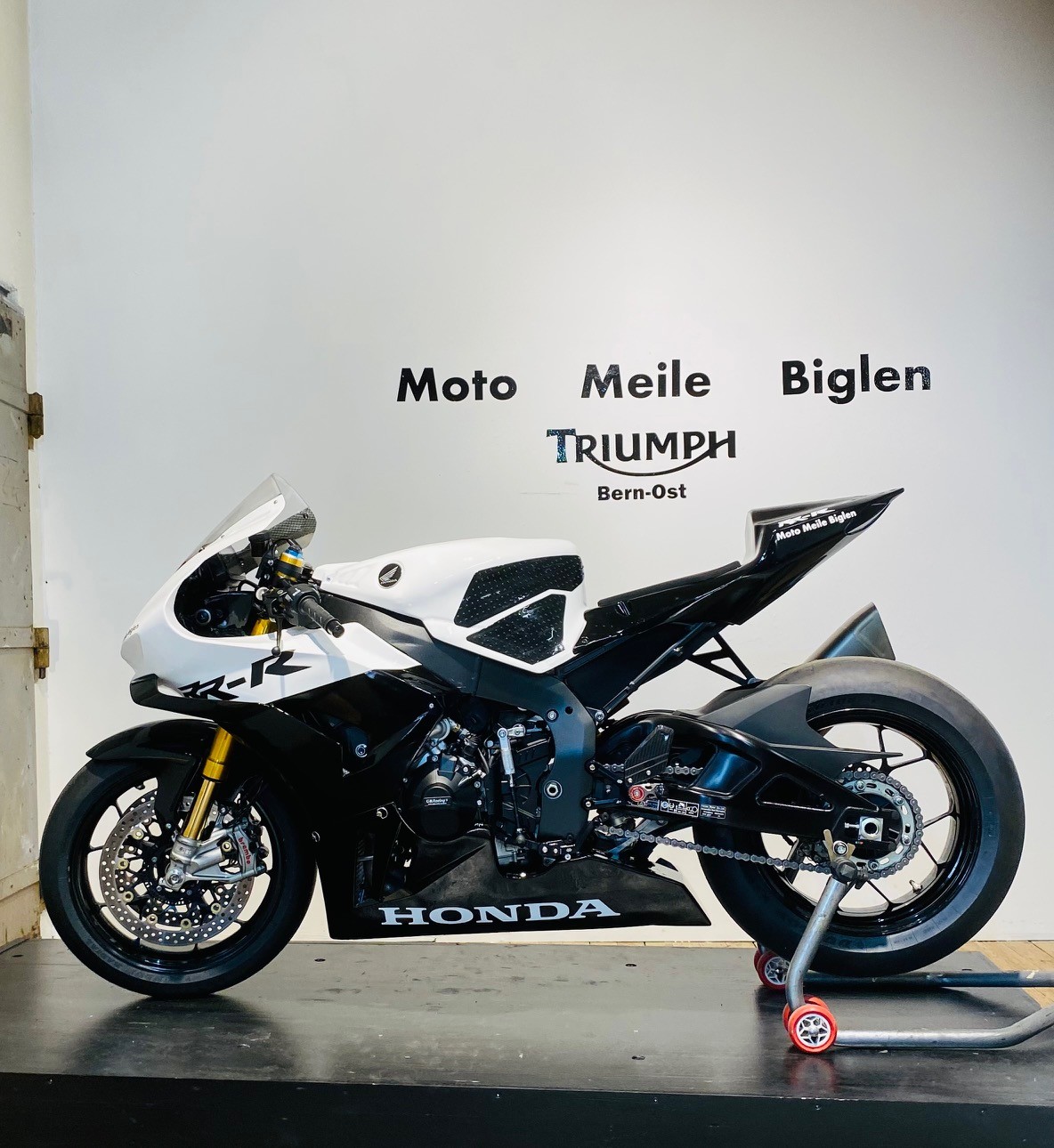 HONDA CBR 1000 RR-R SP-image-1
