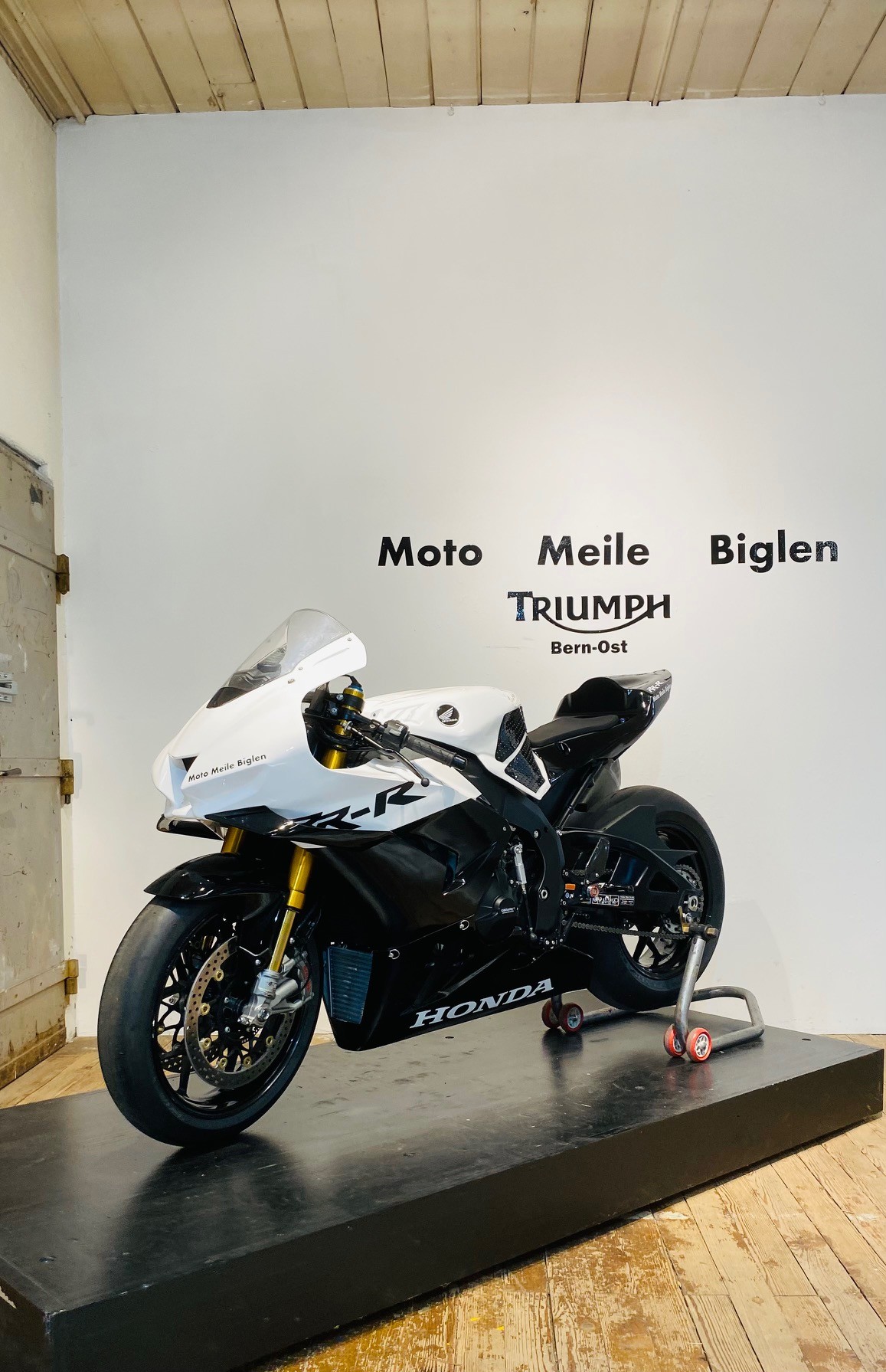 HONDA CBR 1000 RR-R SP-image-2