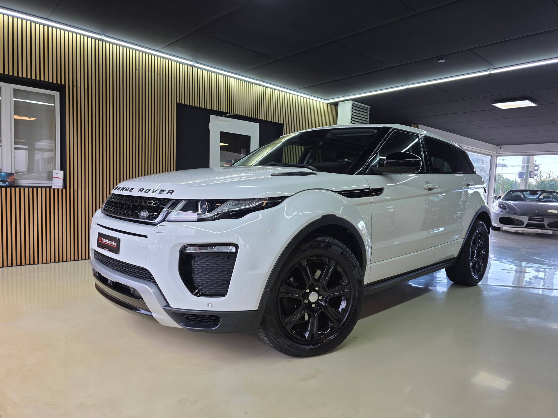 LAND ROVER Range Rover Evoque 2.0 TD4 HSE Dynamic AT9 Fuji White
