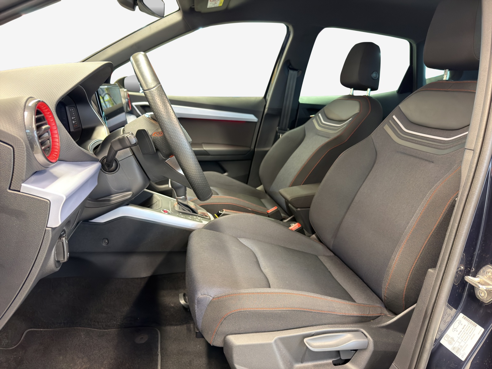 SEAT Arona 1.5 Eco TSI FR DSG-image-7