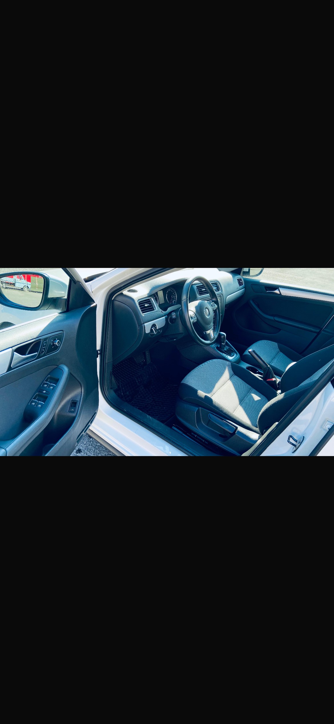 VW Jetta 1.4 TSI Hybrid Comfortline DSG-image-4