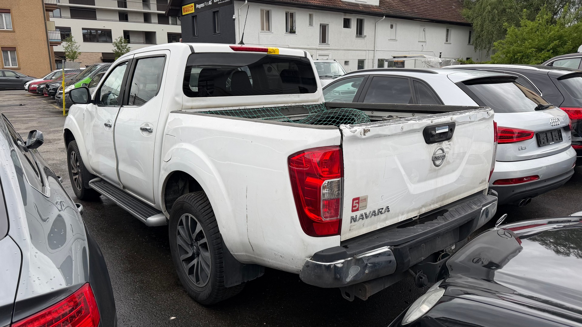 NISSAN Navara Double Cab N-Guard 2.3 dCi 4WD Automatic-image-2