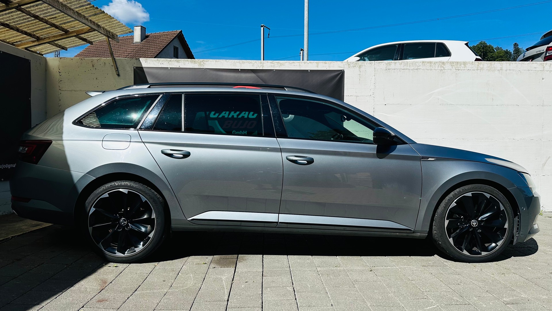 SKODA Superb Combi 2.0 TDi SportLine+ 4x4 DSG-image-5