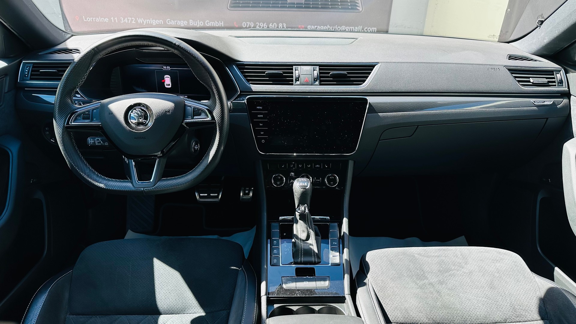 SKODA Superb Combi 2.0 TDi SportLine+ 4x4 DSG-image-14